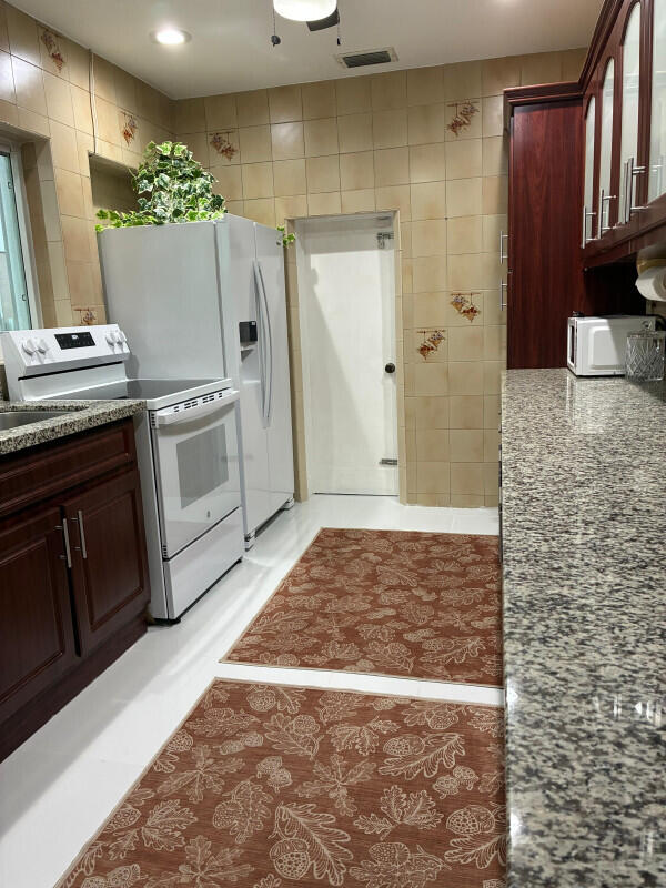 2828 SW 2nd, Miami FL 33135