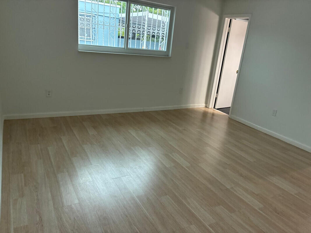 2828 SW 2nd, Miami FL 33135