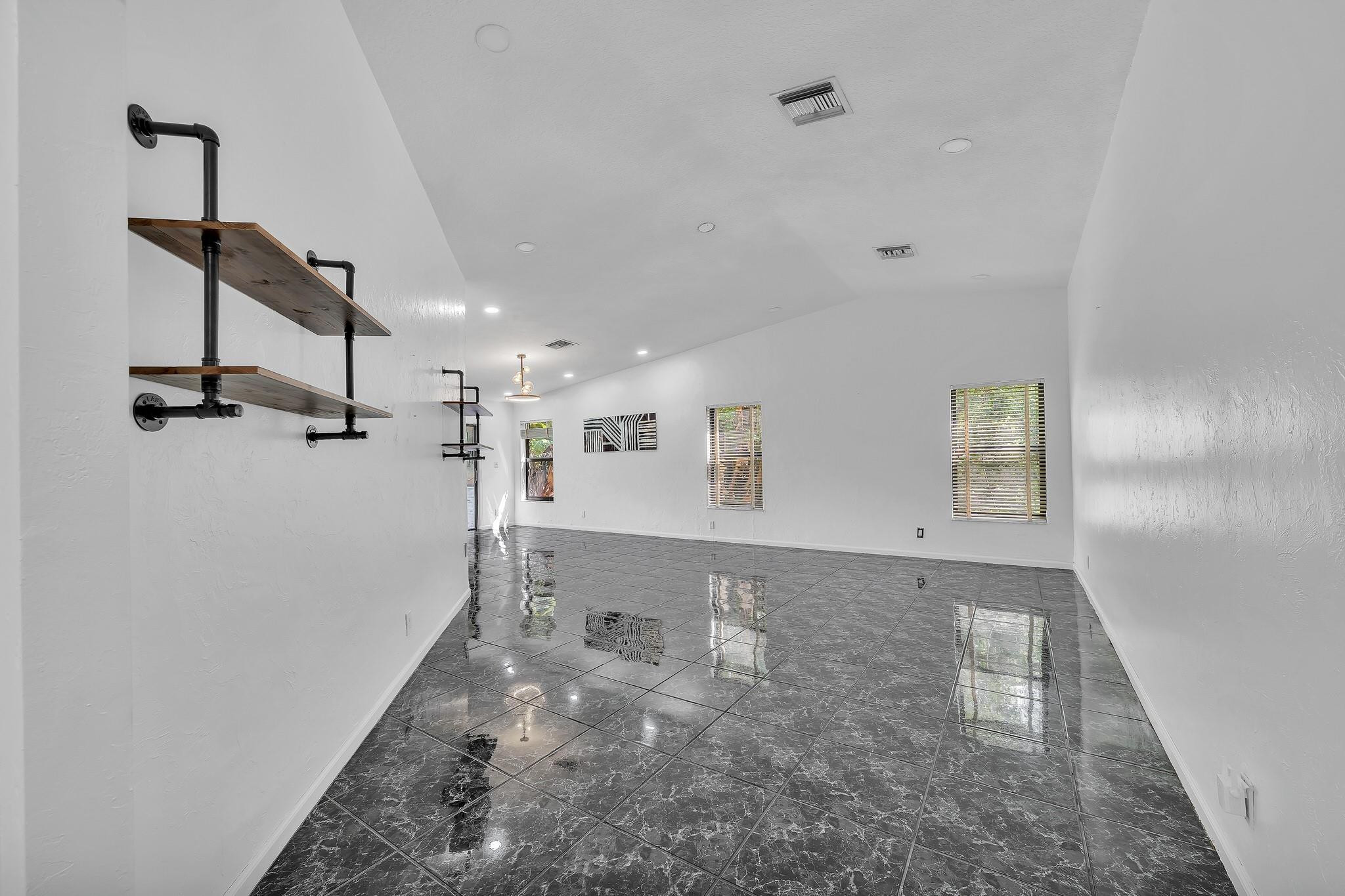 303 NW 105th, Coral Springs FL 33071