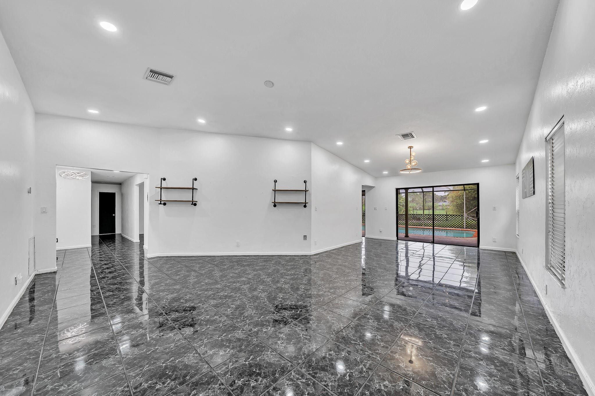 303 NW 105th, Coral Springs FL 33071