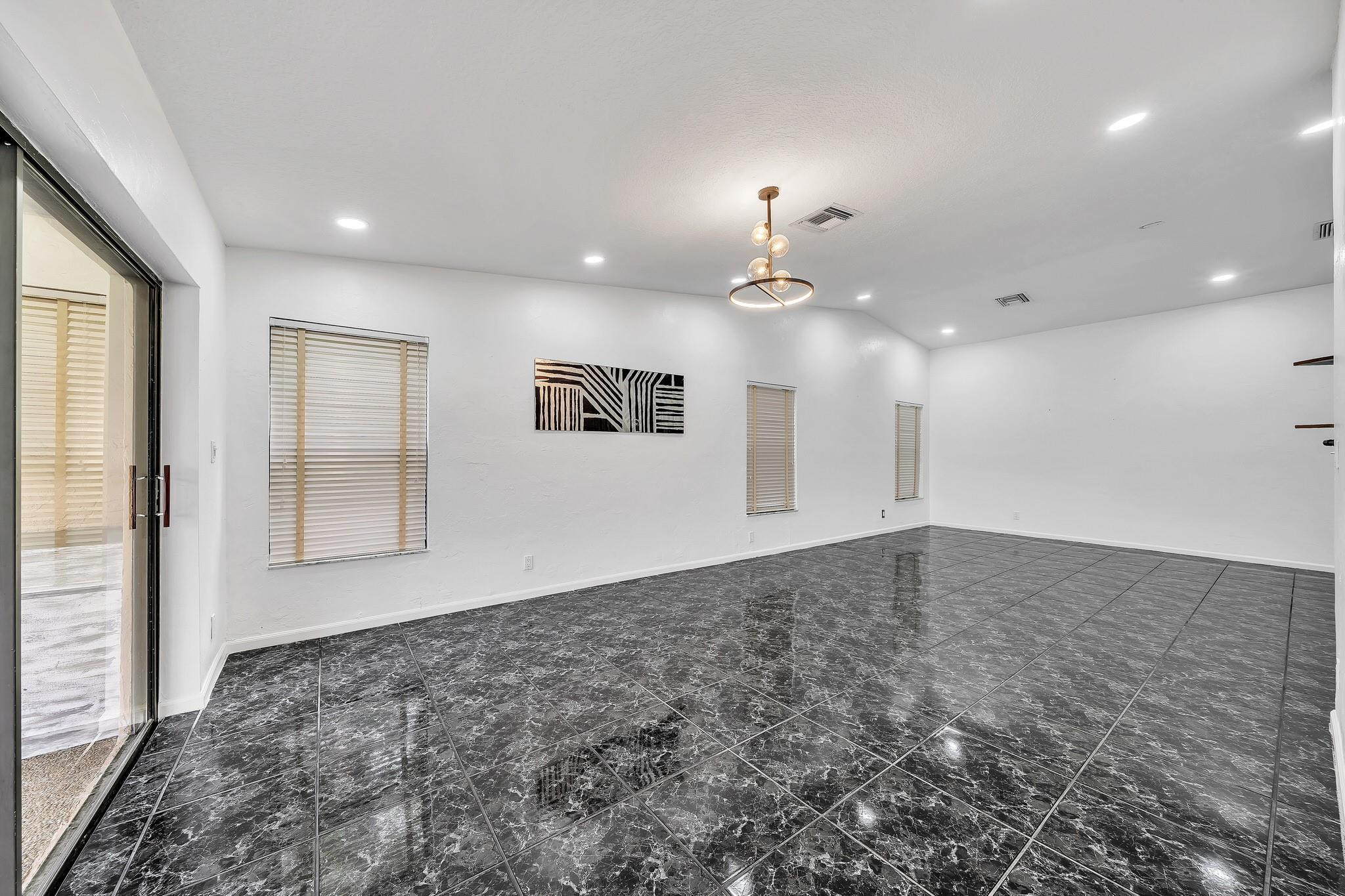 303 NW 105th, Coral Springs FL 33071