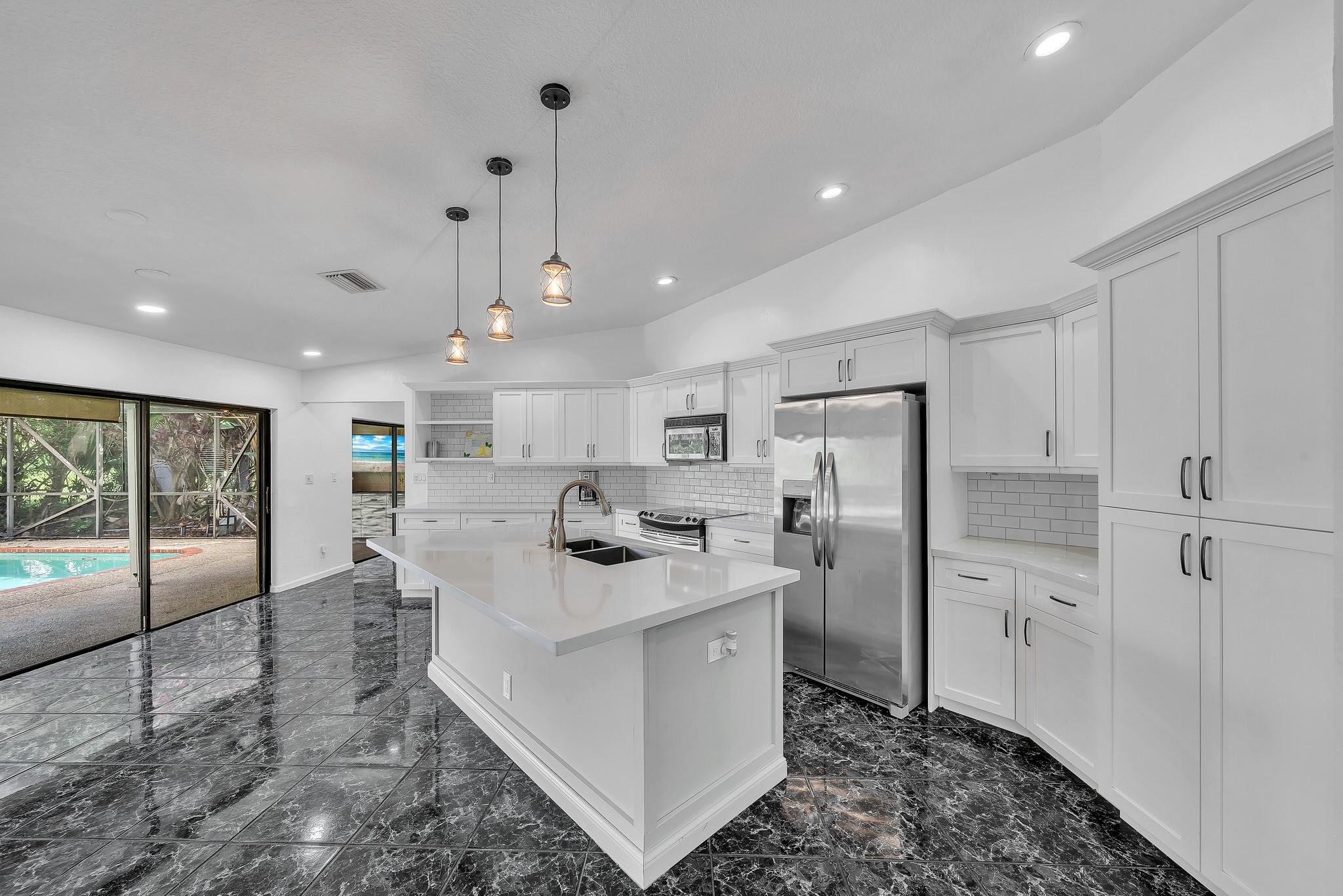 303 NW 105th, Coral Springs FL 33071