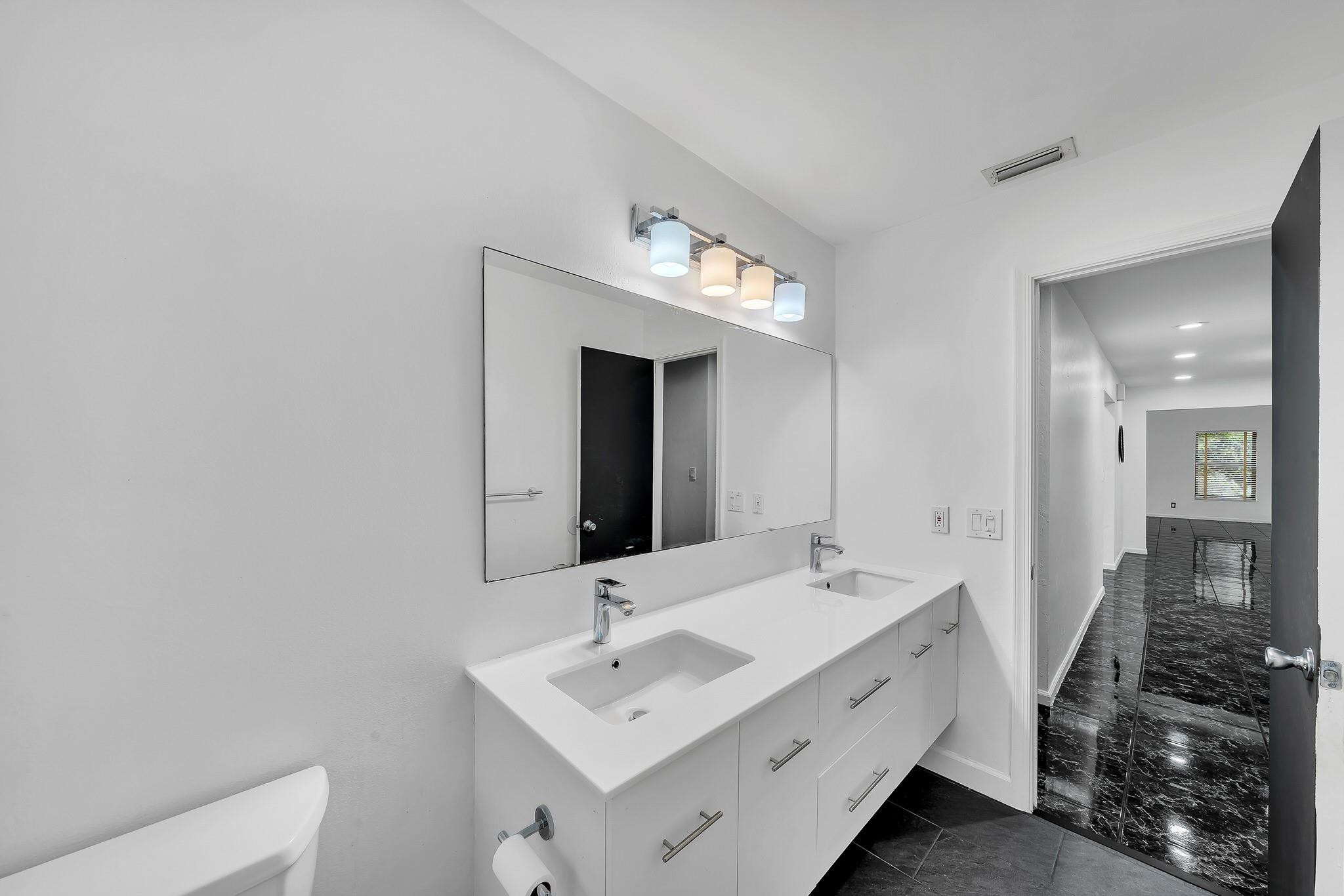 303 NW 105th, Coral Springs FL 33071