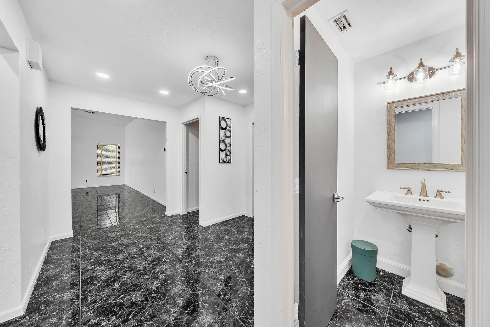 303 NW 105th, Coral Springs FL 33071