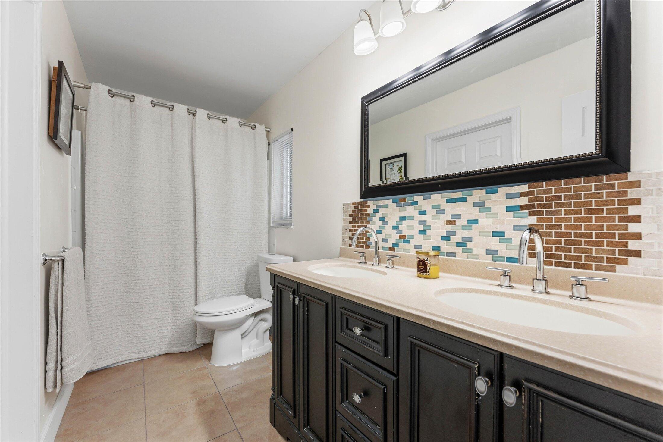 6515 SW 8th, North Lauderdale FL 33068