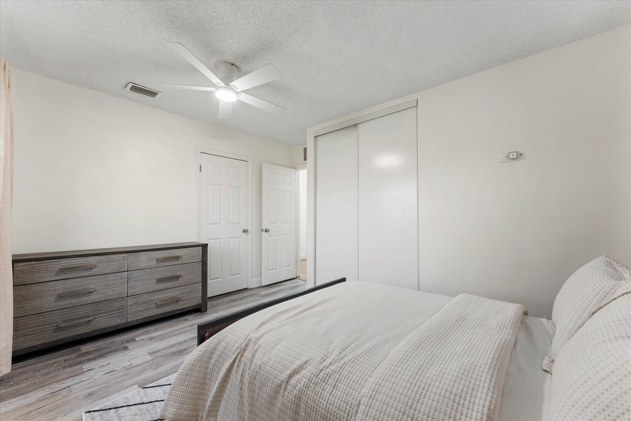 6515 SW 8th, North Lauderdale FL 33068