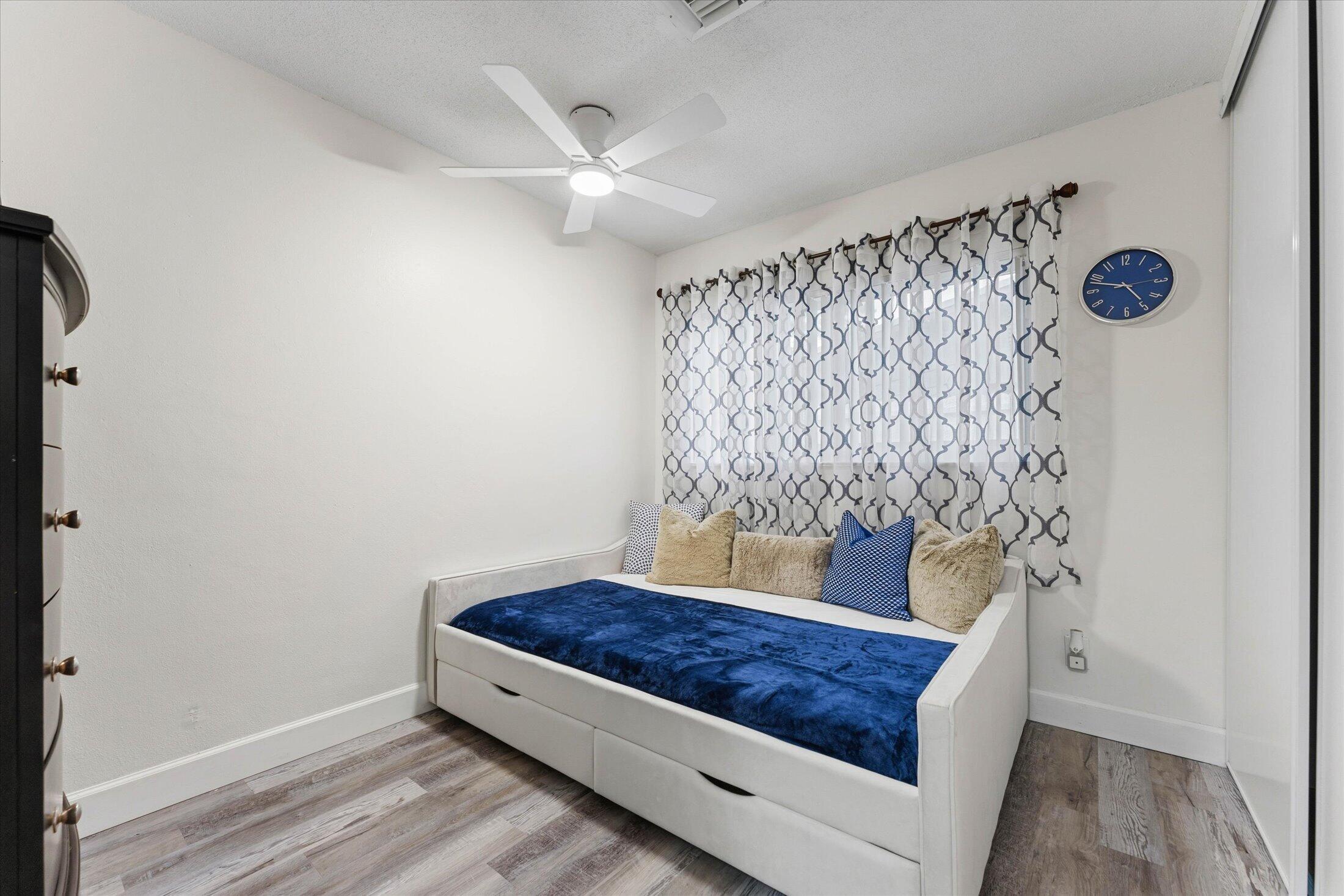 6515 SW 8th, North Lauderdale FL 33068