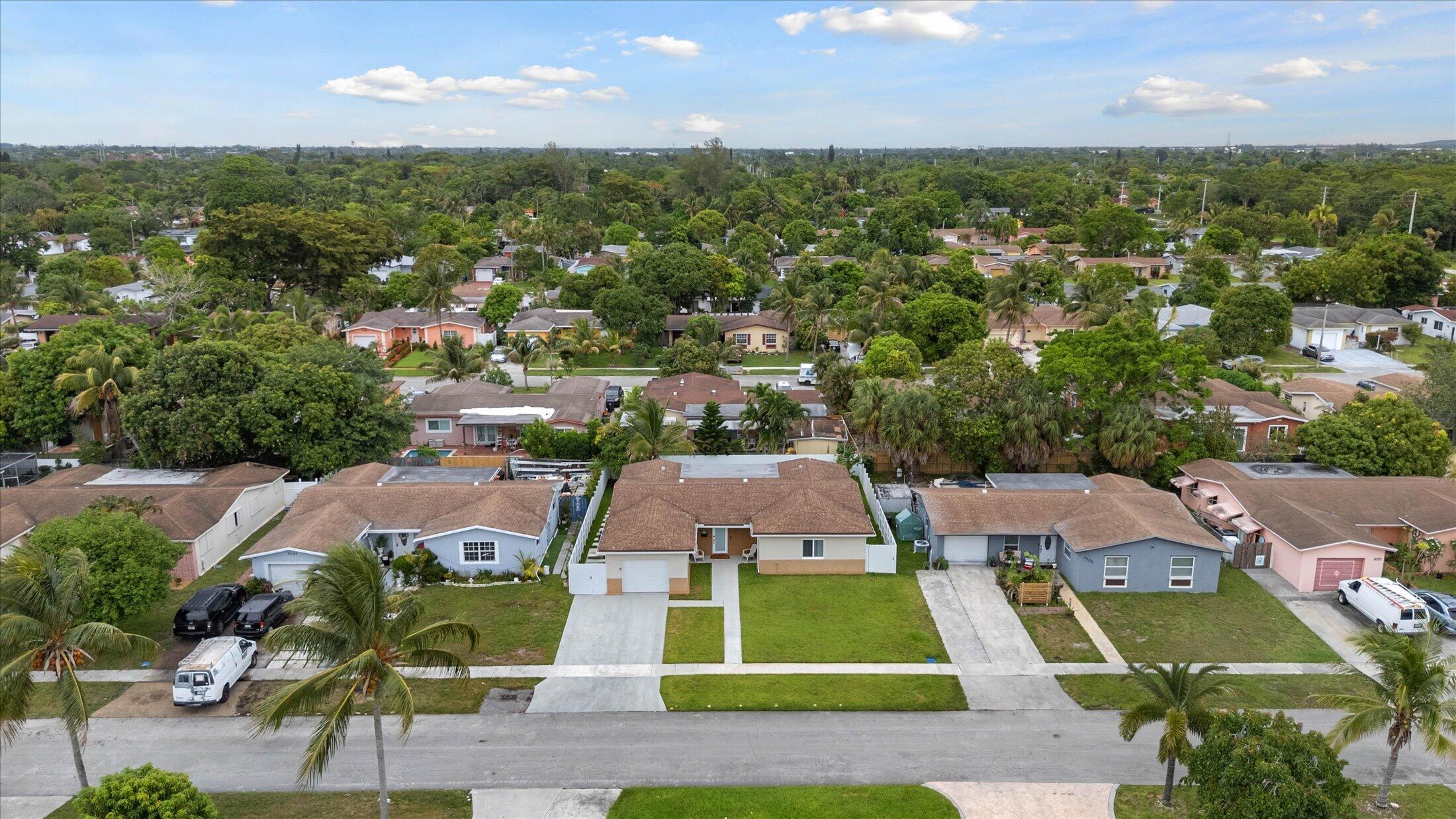 6515 SW 8th, North Lauderdale FL 33068