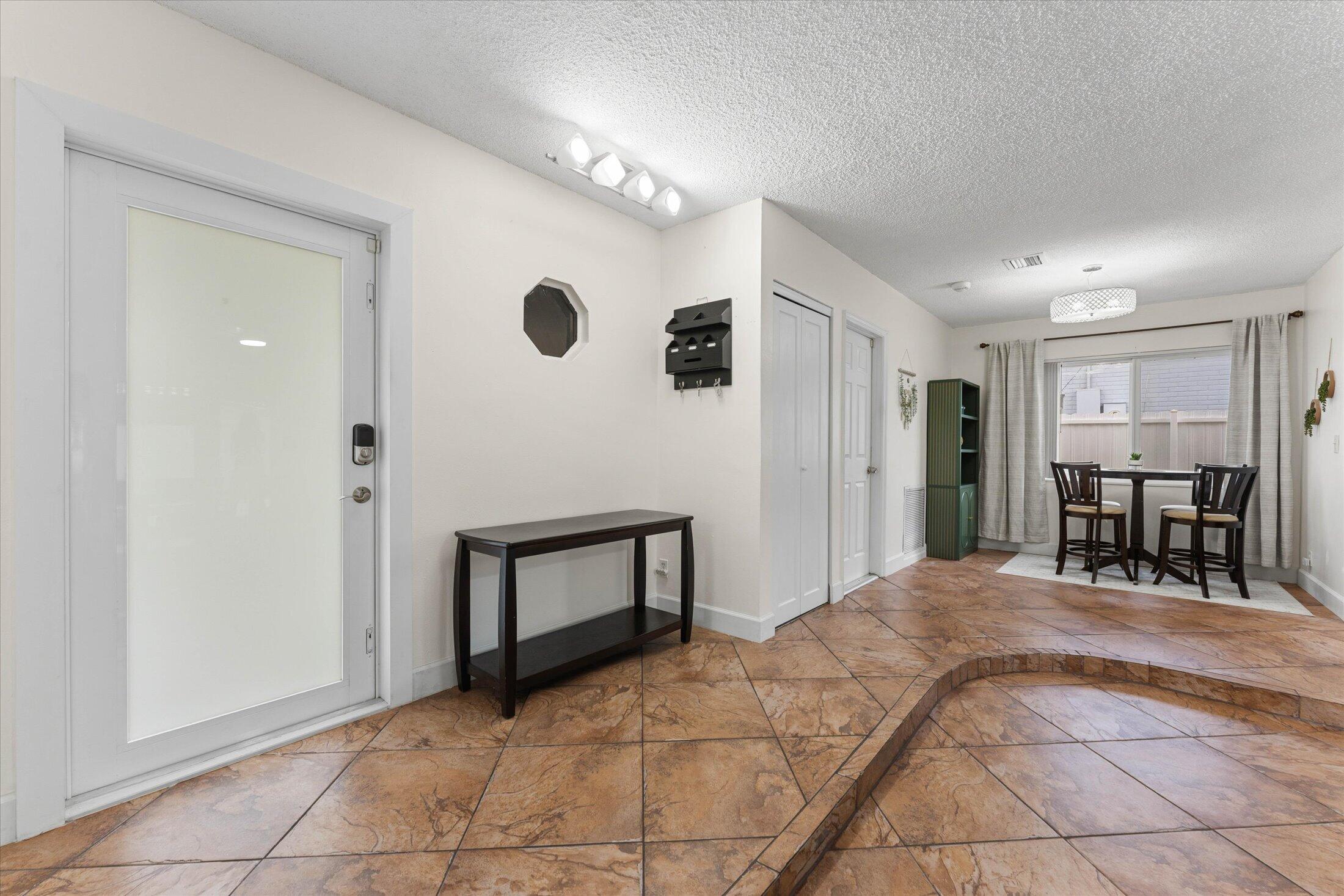6515 SW 8th, North Lauderdale FL 33068