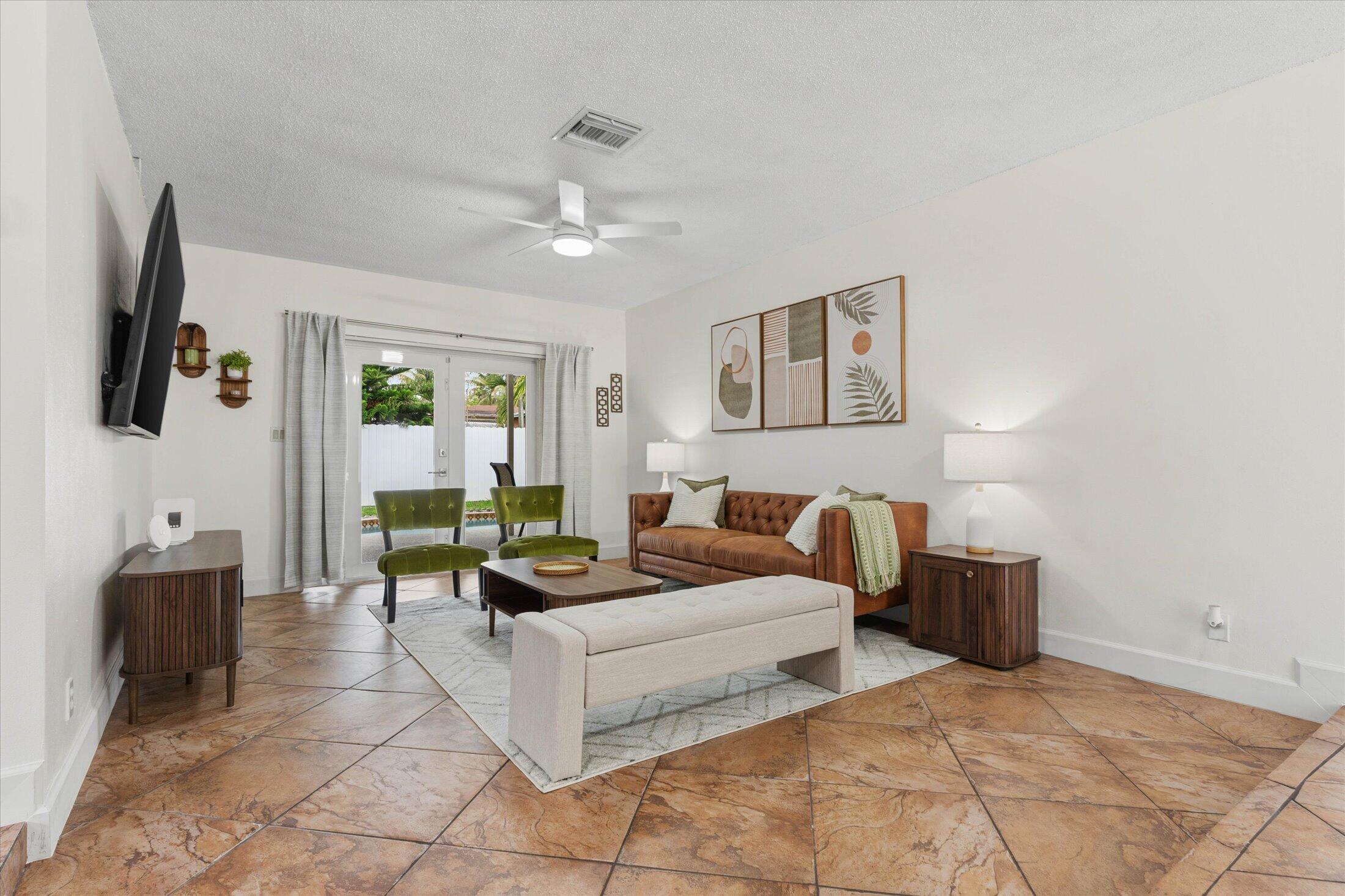 6515 SW 8th, North Lauderdale FL 33068