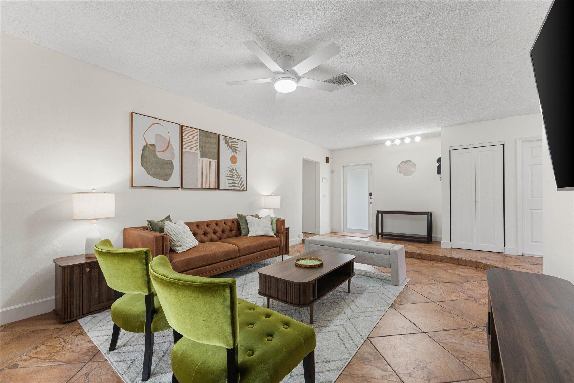 6515 SW 8th, North Lauderdale FL 33068
