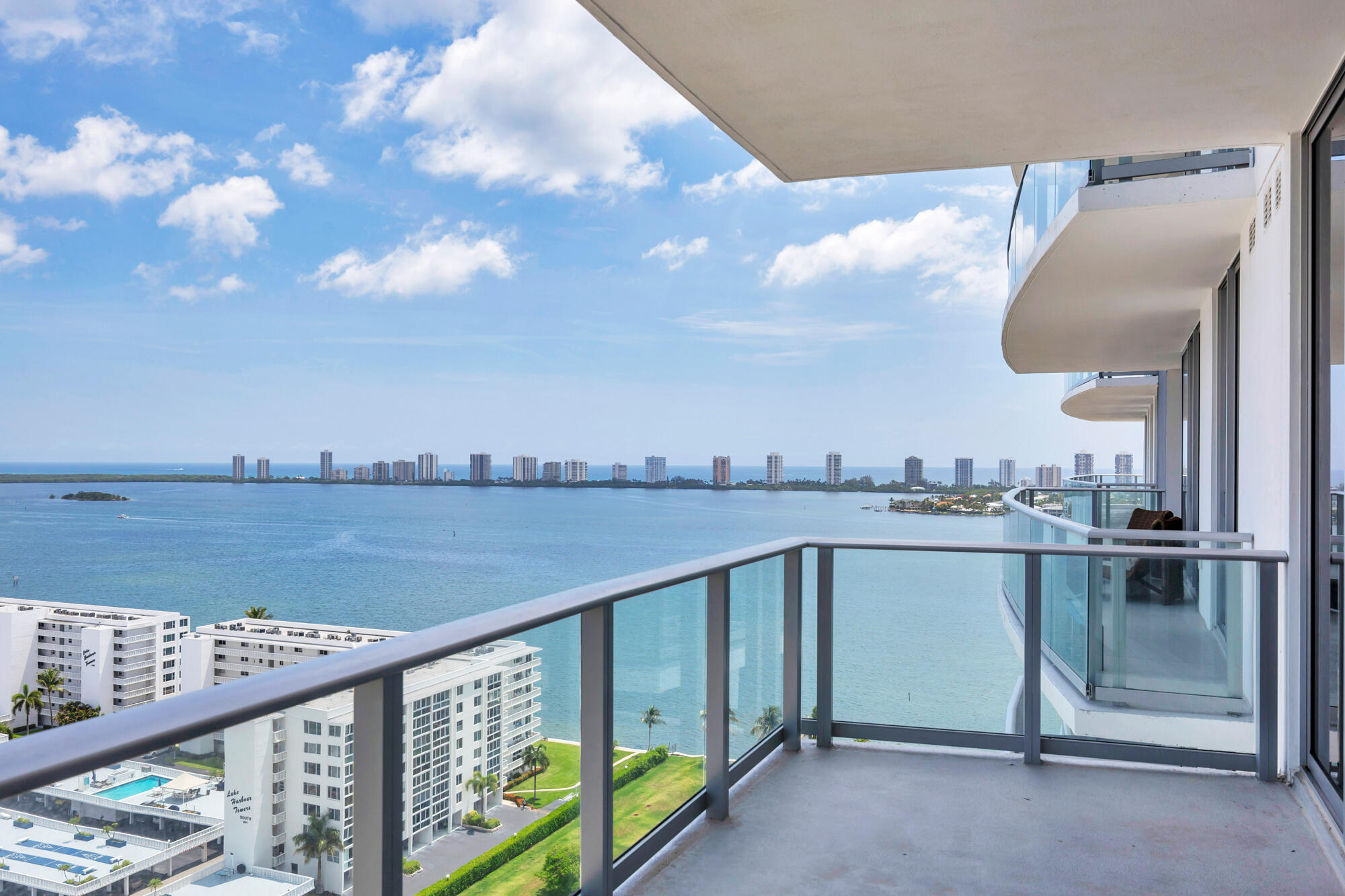 220 Lake Shore #1809, Lake Park FL 33403