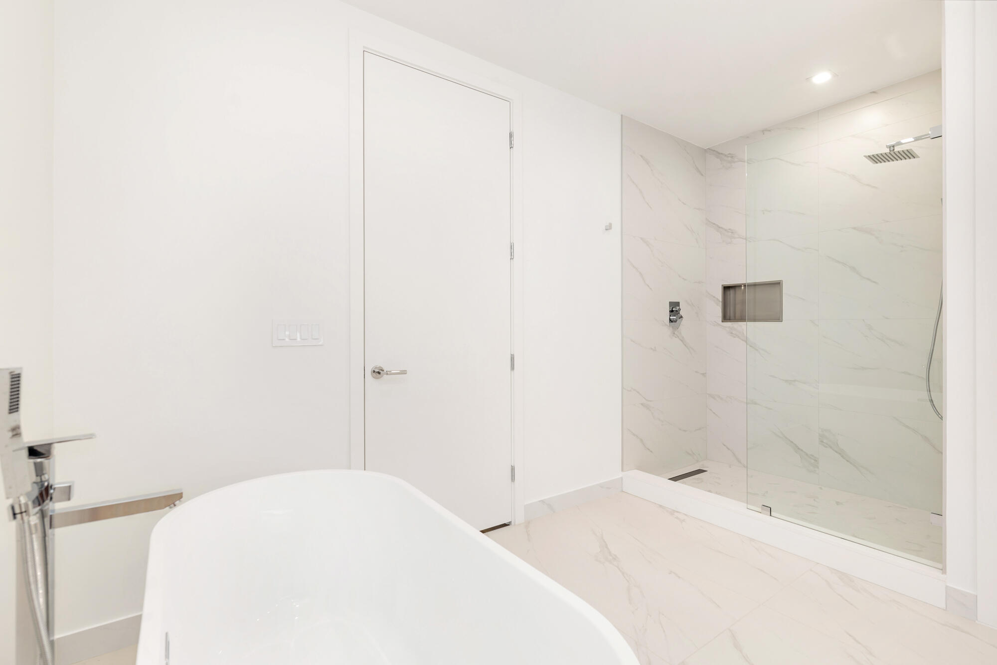 220 Lake Shore #1809, Lake Park FL 33403