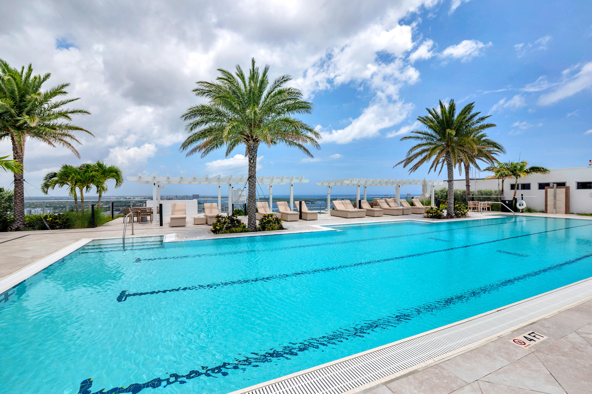 220 Lake Shore #1809, Lake Park FL 33403