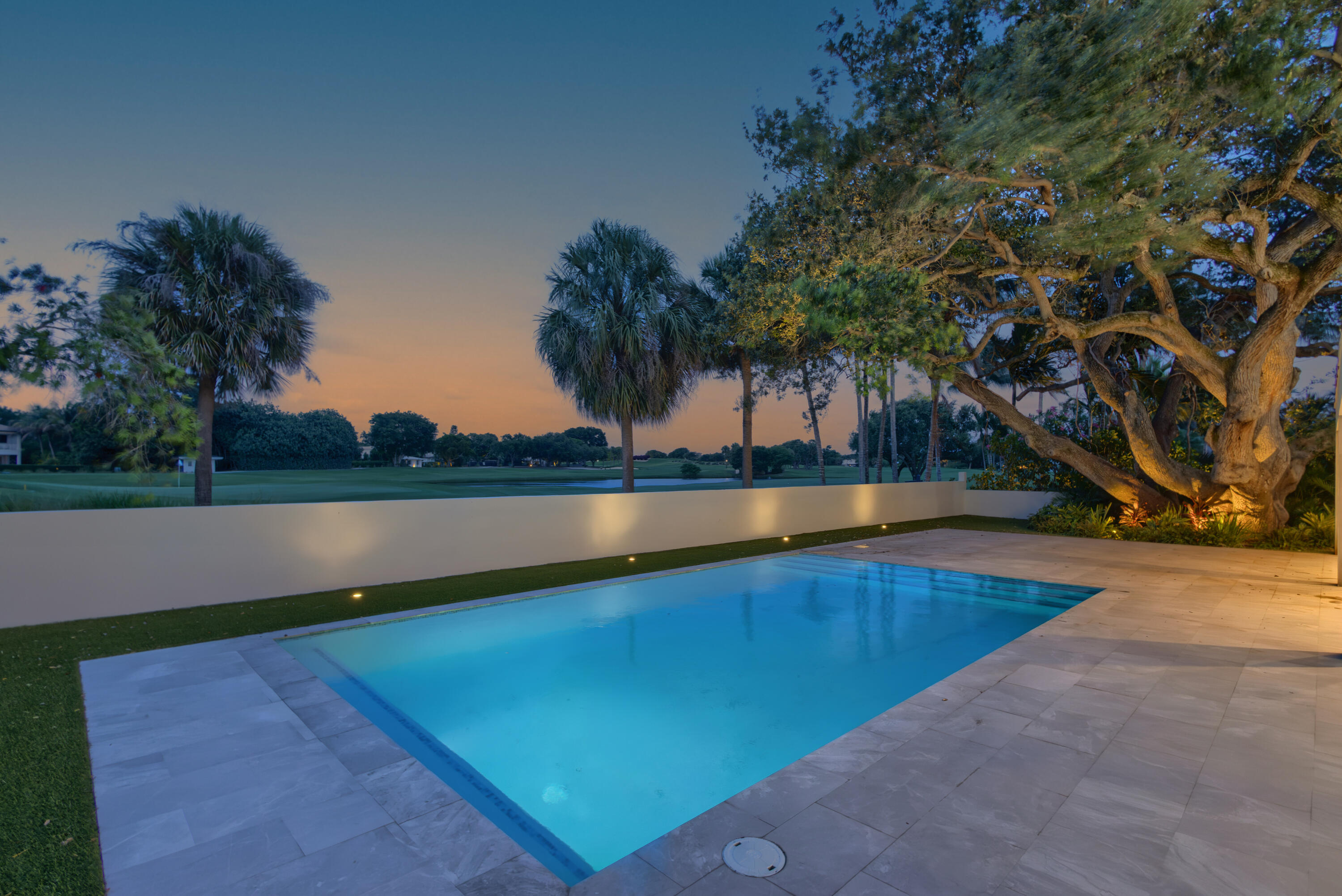 868 Country Club, North Palm Beach FL 33408