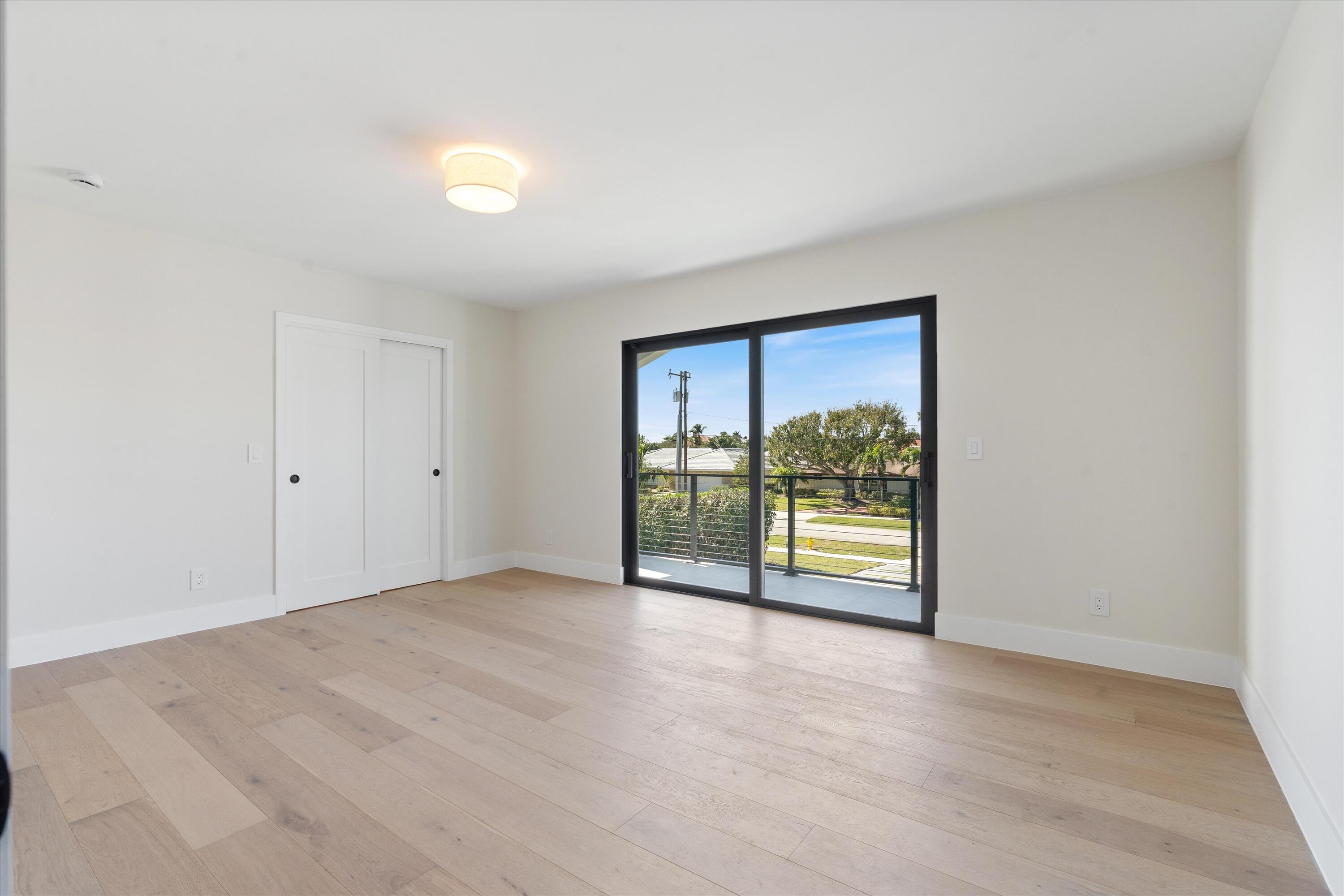 868 Country Club, North Palm Beach FL 33408