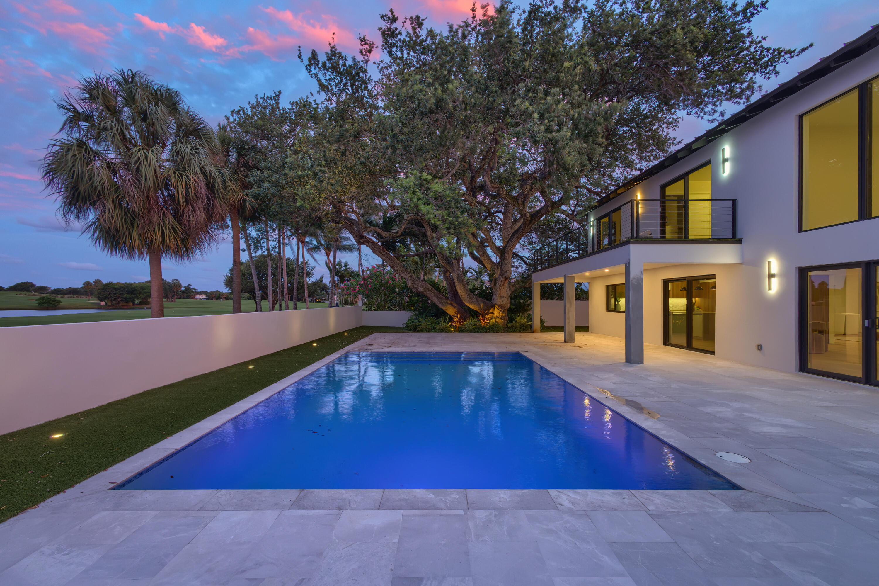 868 Country Club, North Palm Beach FL 33408