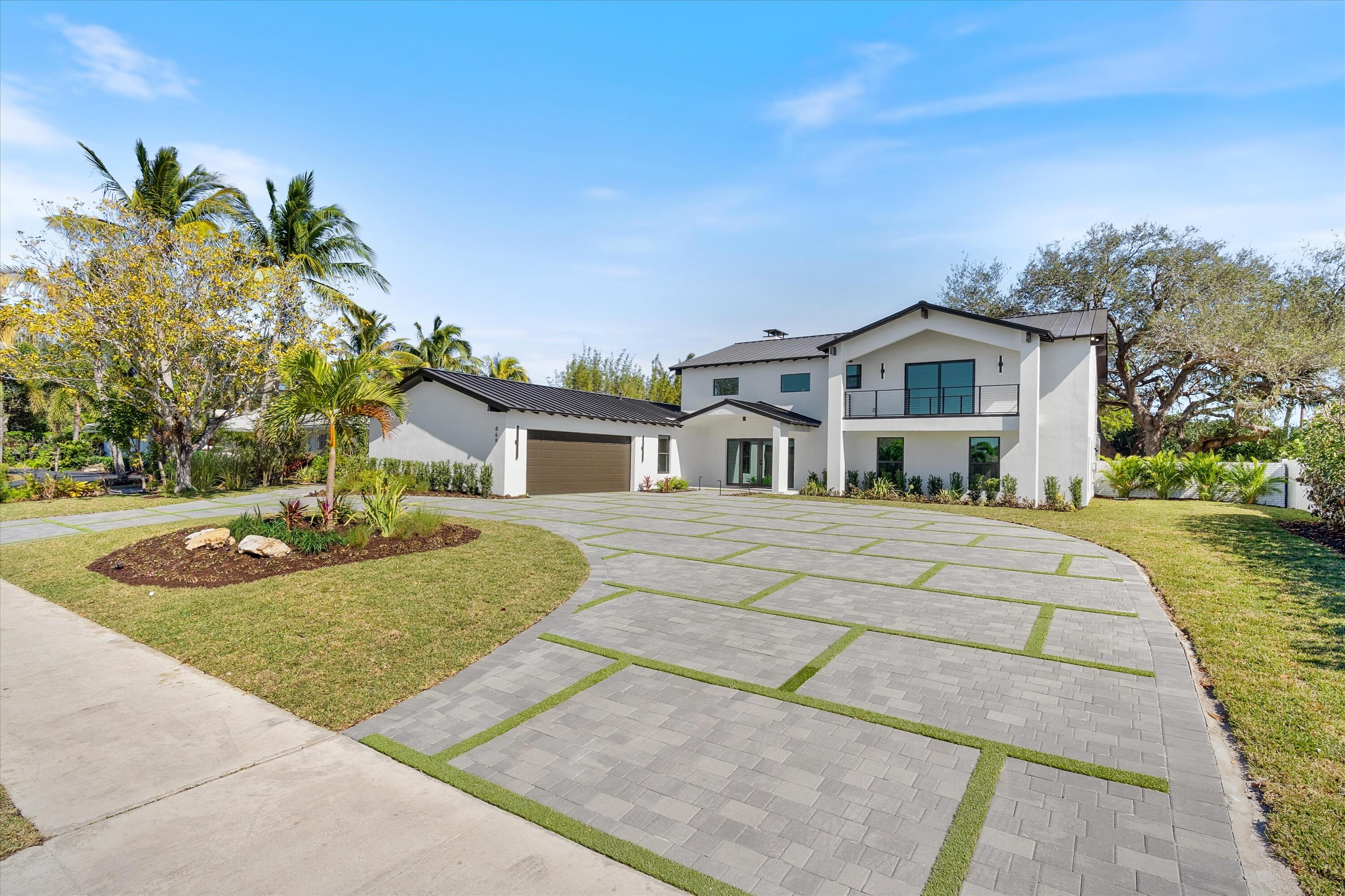 868 Country Club, North Palm Beach FL 33408