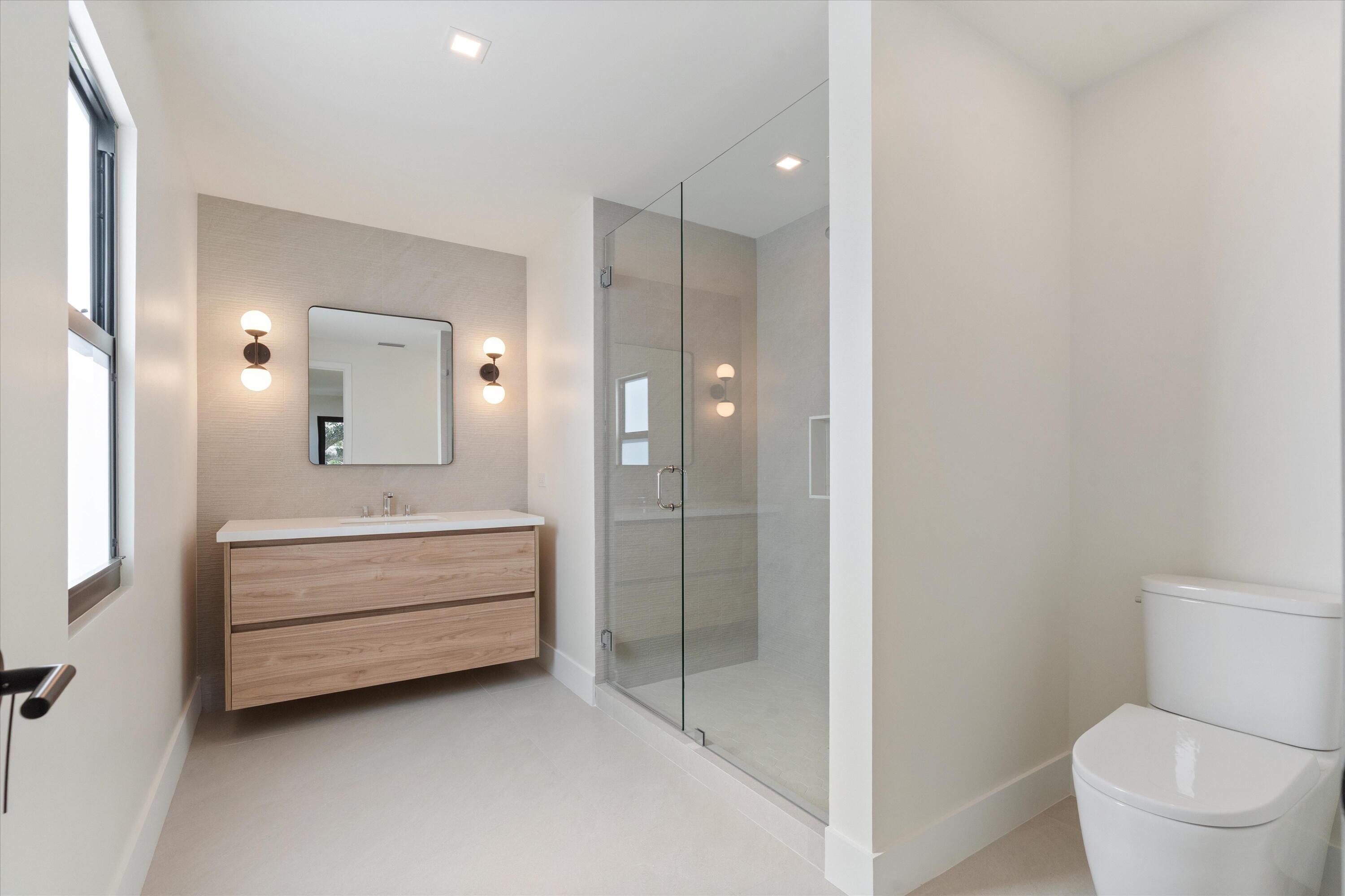 868 Country Club, North Palm Beach FL 33408