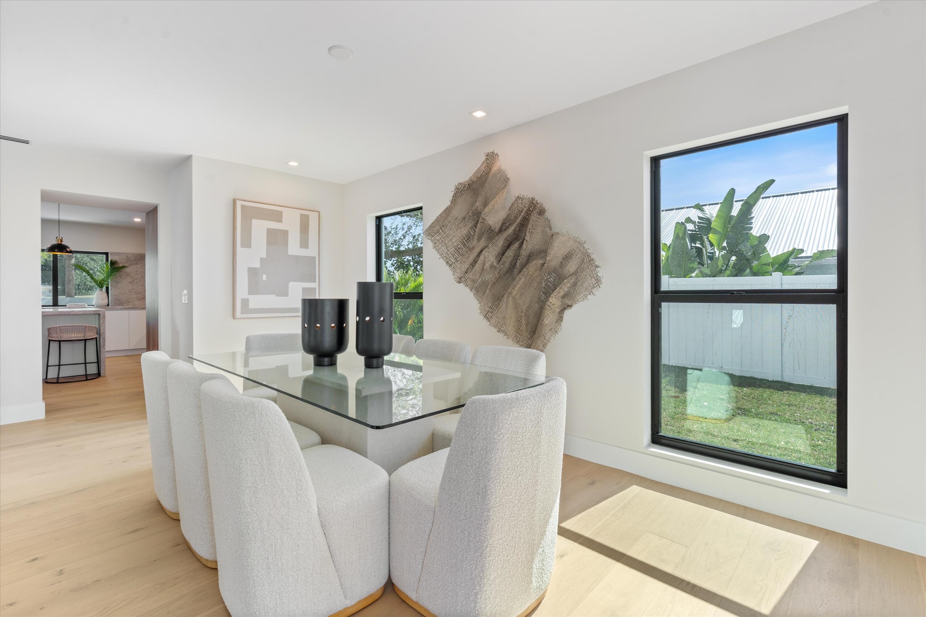 868 Country Club, North Palm Beach FL 33408