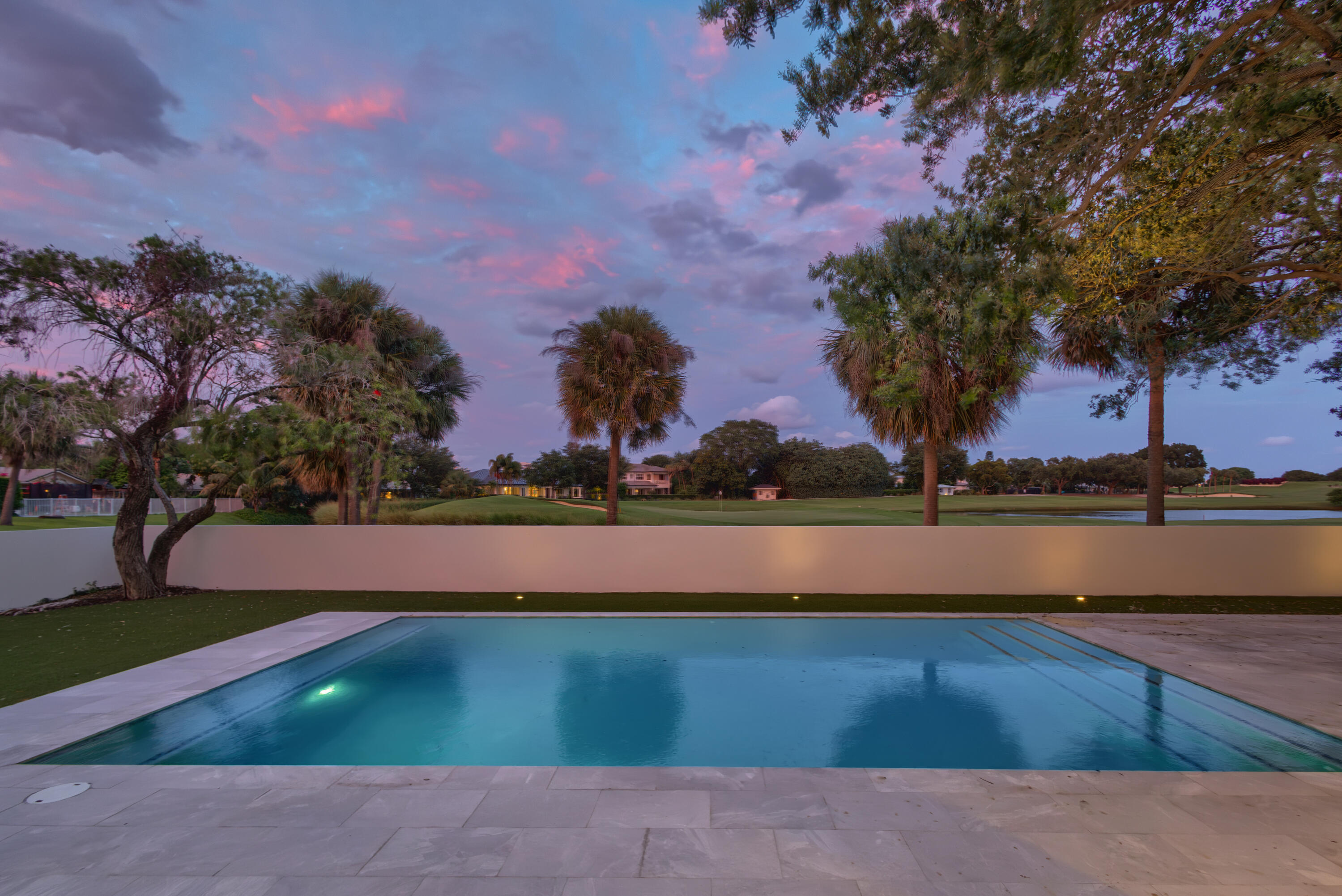 868 Country Club, North Palm Beach FL 33408