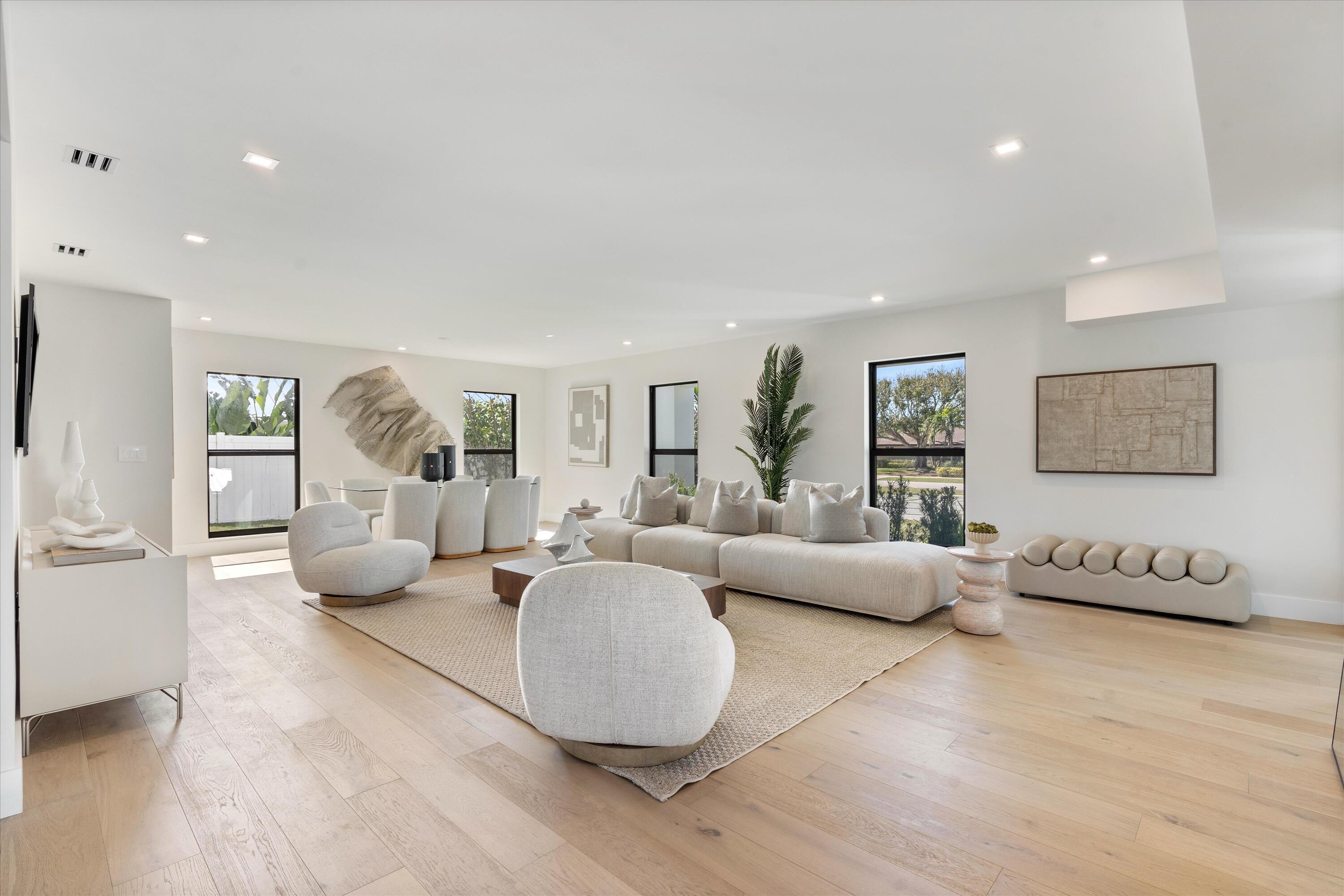 868 Country Club, North Palm Beach FL 33408