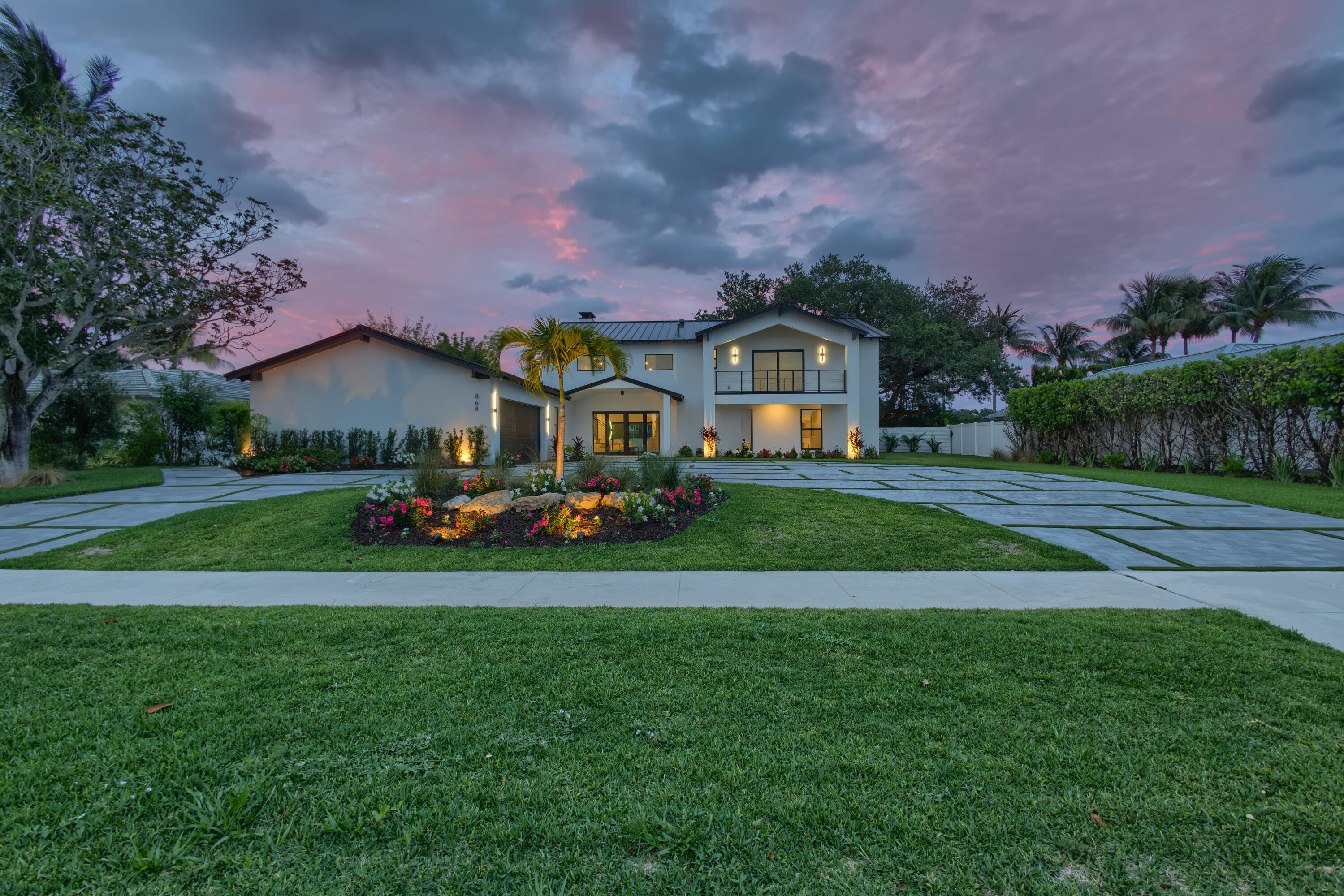 868 Country Club, North Palm Beach FL 33408