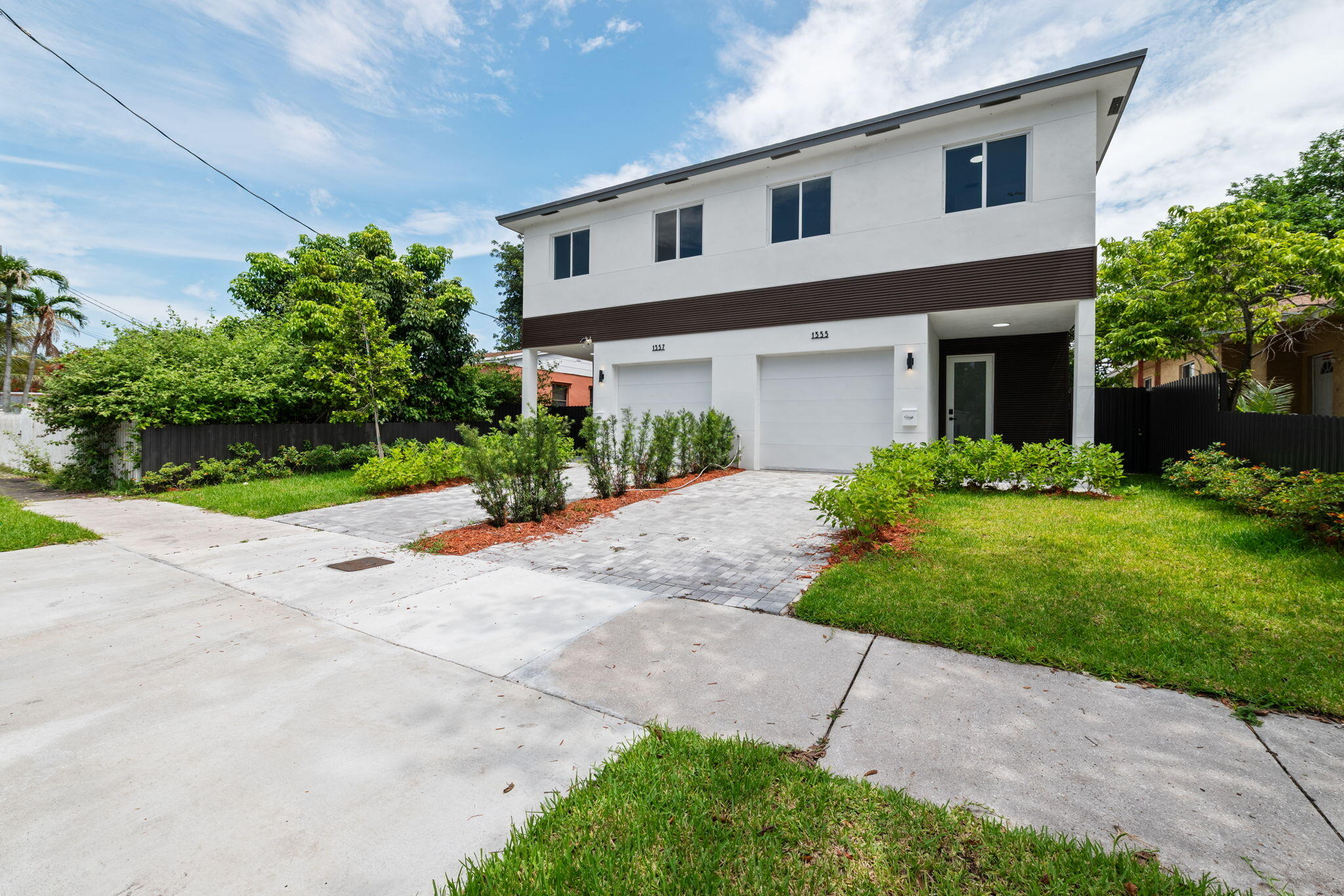 1355 NW 42nd #1355, Miami FL 33142