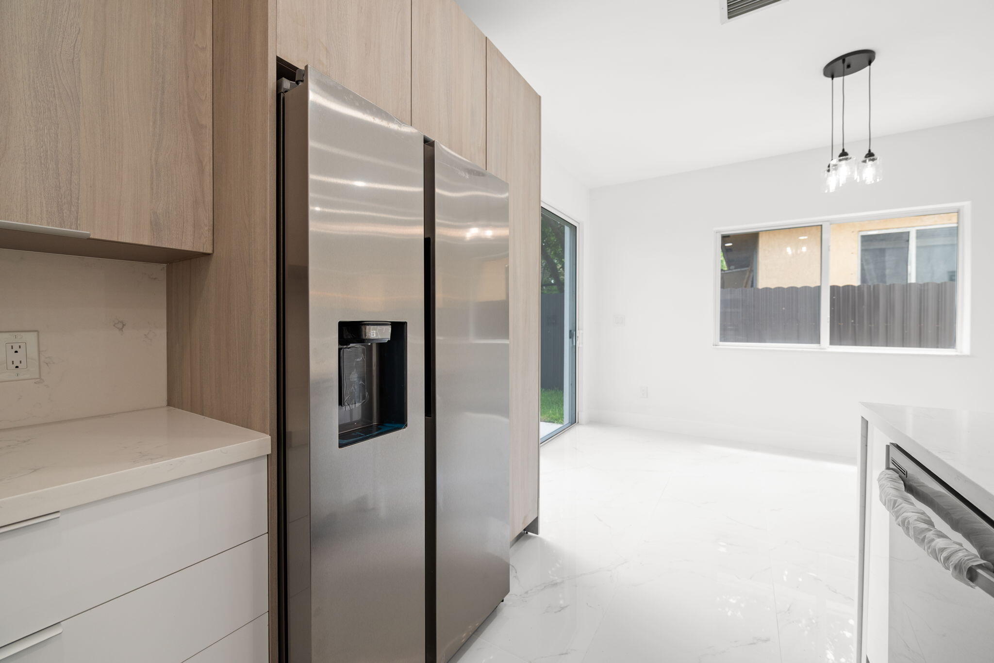 1355 NW 42nd #1355, Miami FL 33142