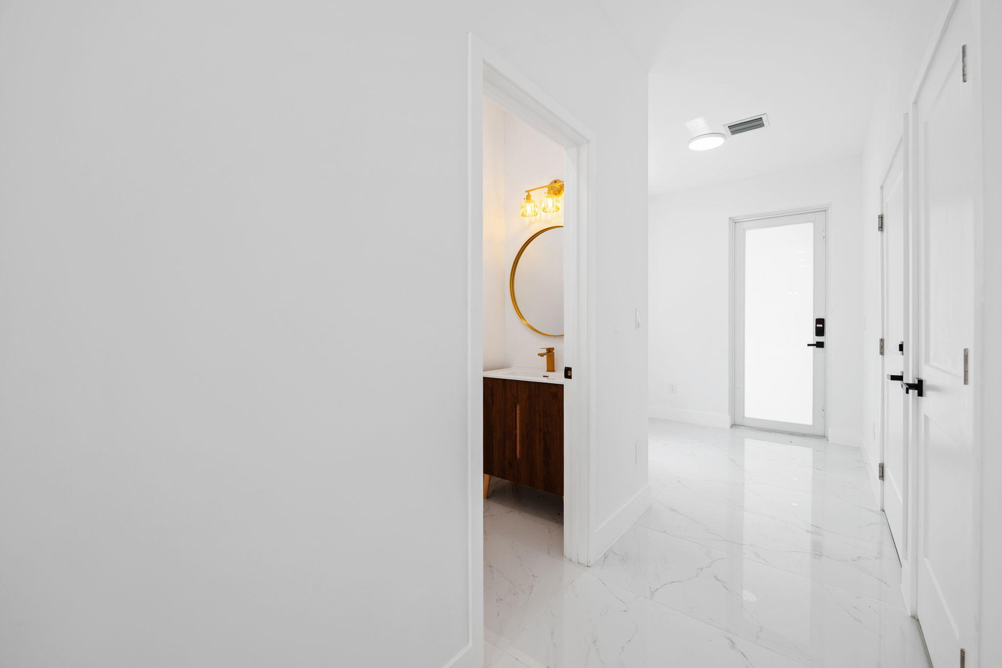 1355 NW 42nd #1355, Miami FL 33142
