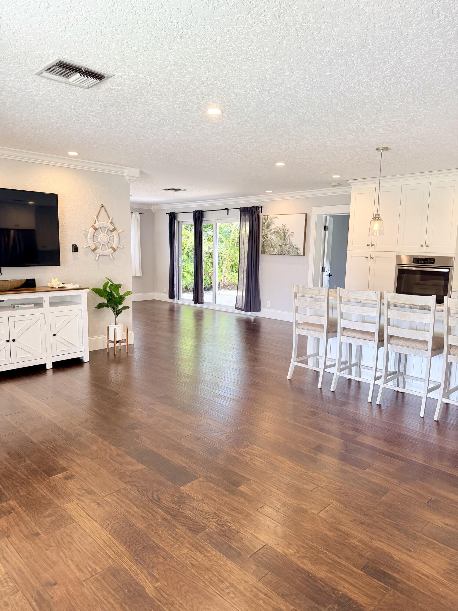 401 SE 3rd, Deerfield Beach FL 33441