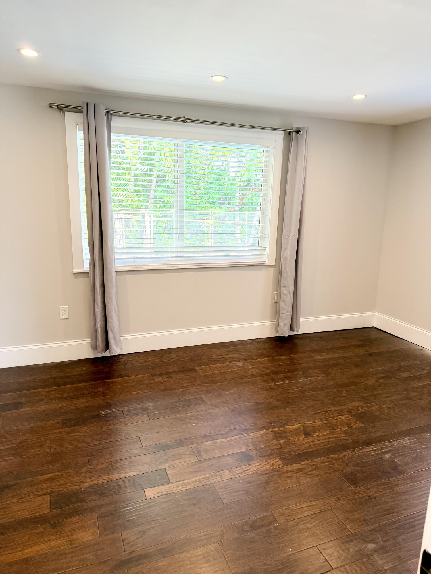 401 SE 3rd, Deerfield Beach FL 33441