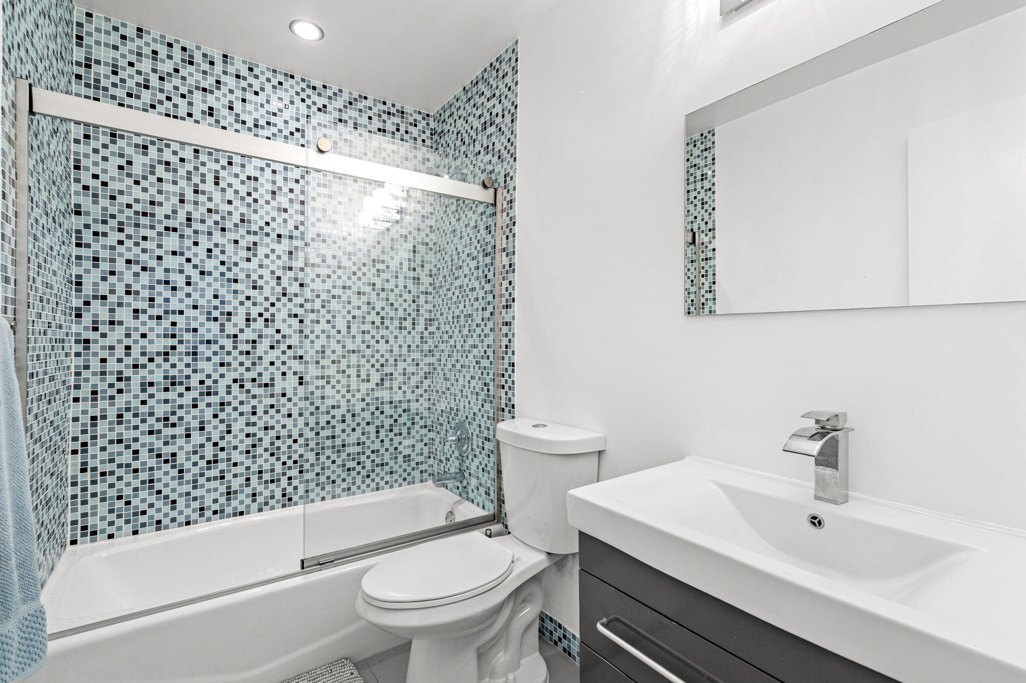2361 SW 70th #47, Davie FL 33317
