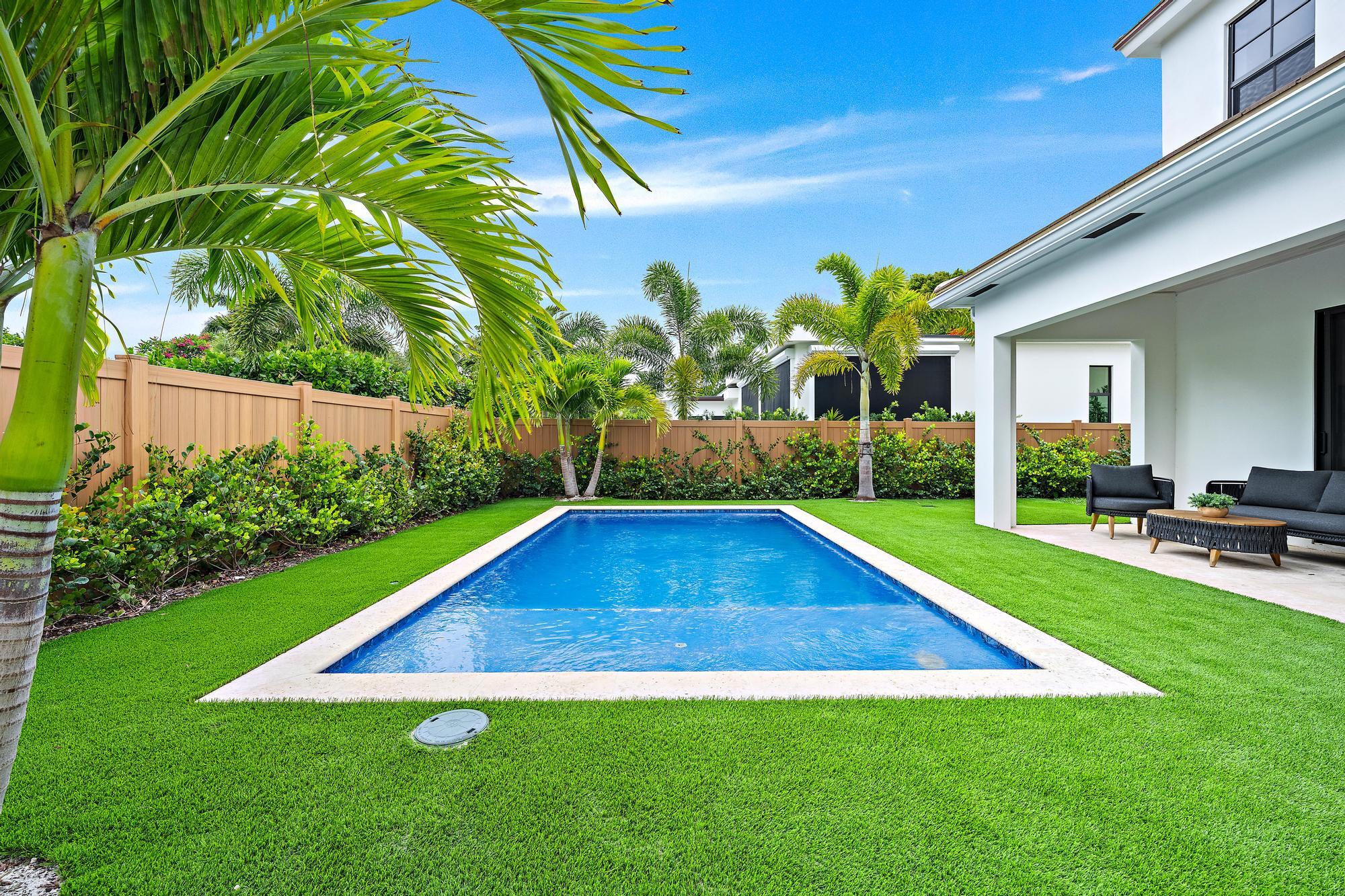 309 Cascade, Palm Beach Shores FL 33404