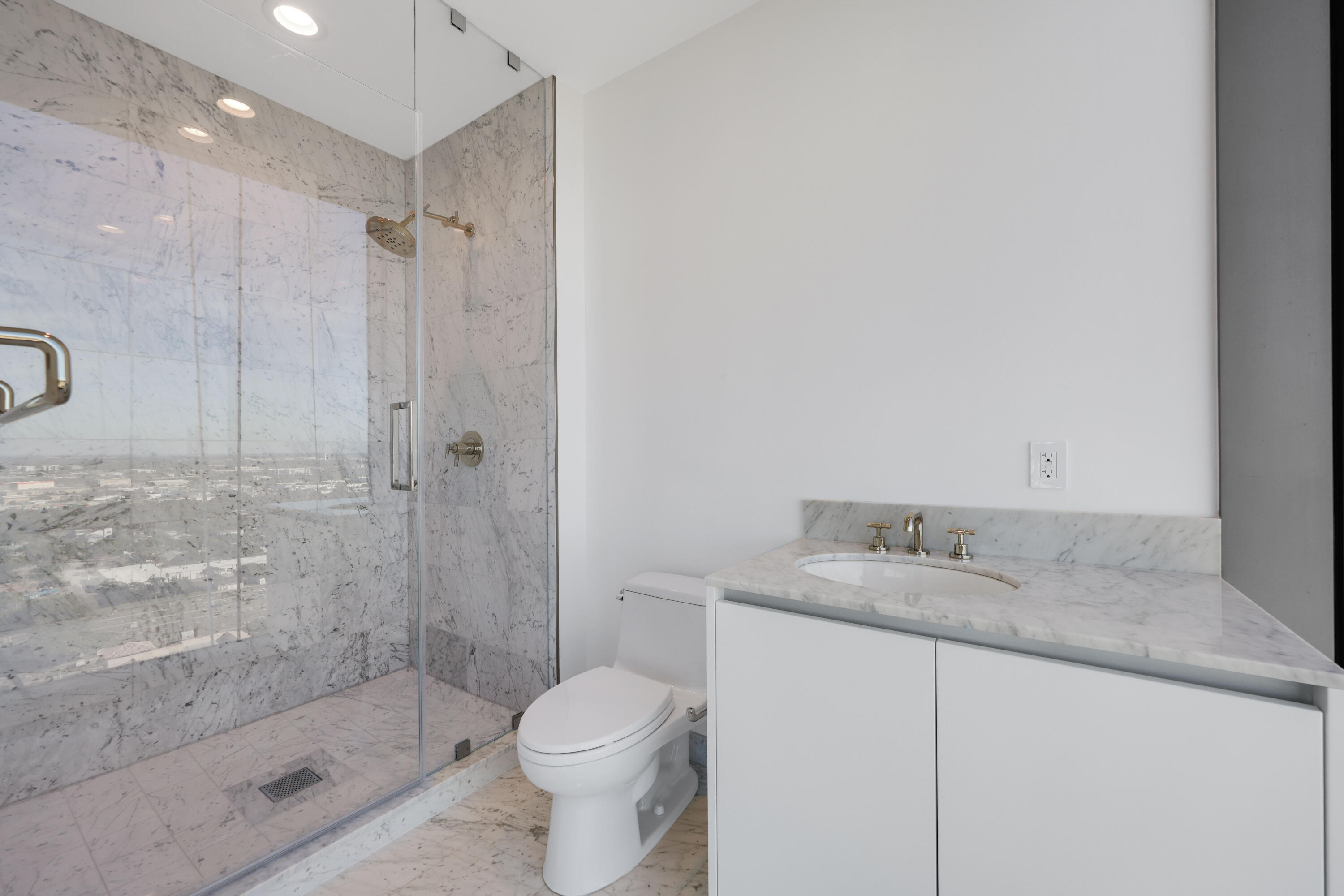 1333 S Flagler #2301, West Palm Beach FL 33401