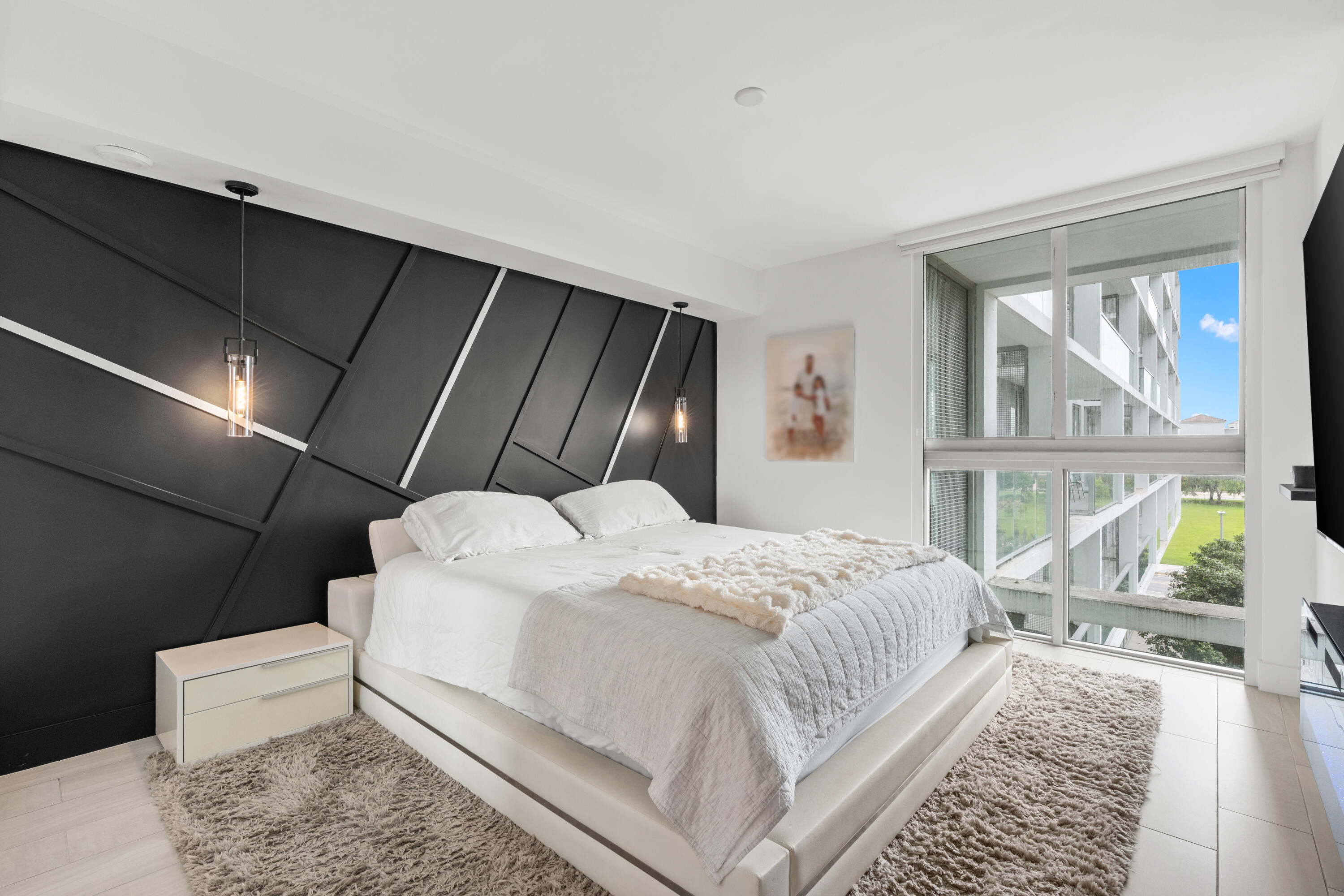 2000 Metropica #214, Sunrise FL 33323