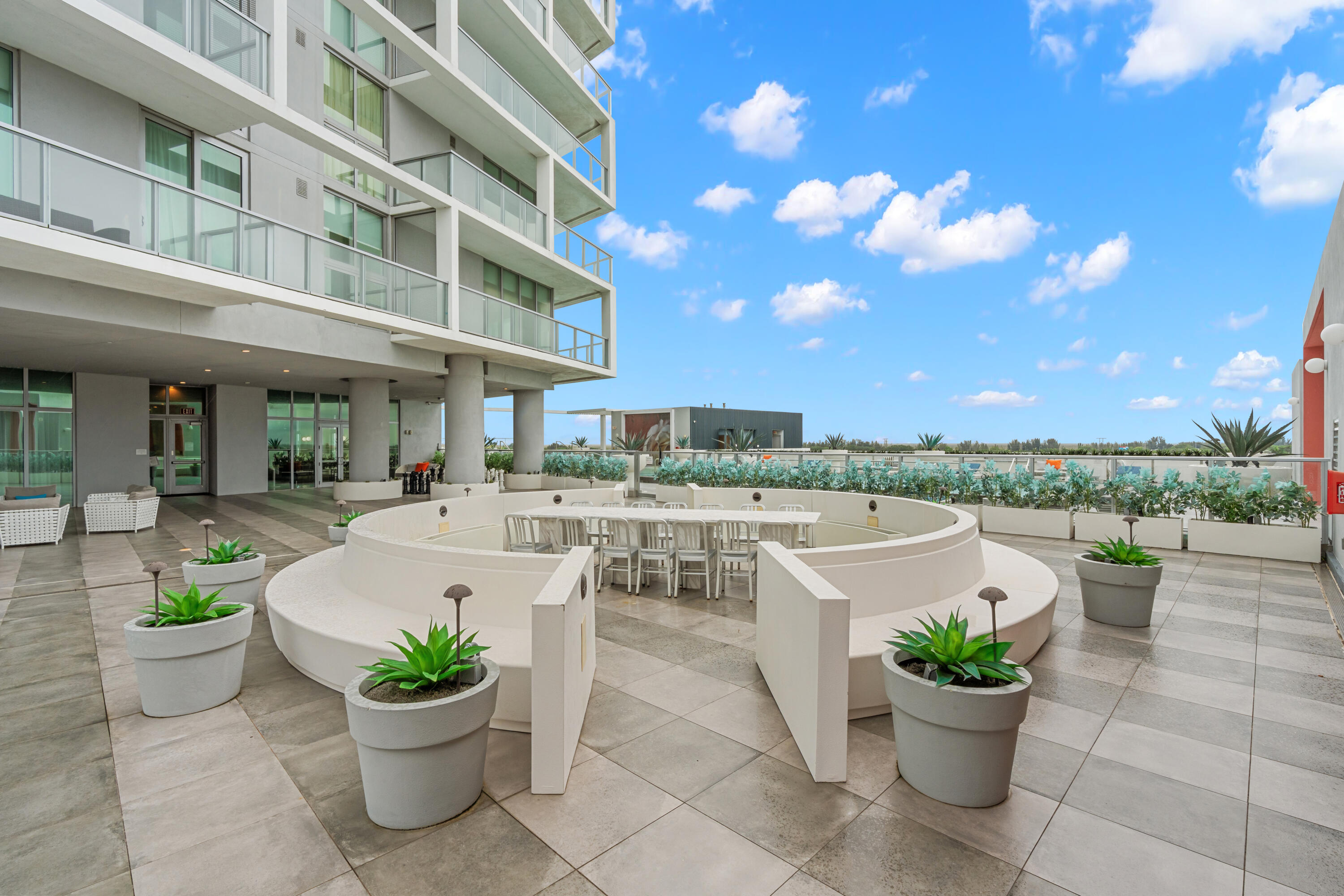 2000 Metropica #214, Sunrise FL 33323