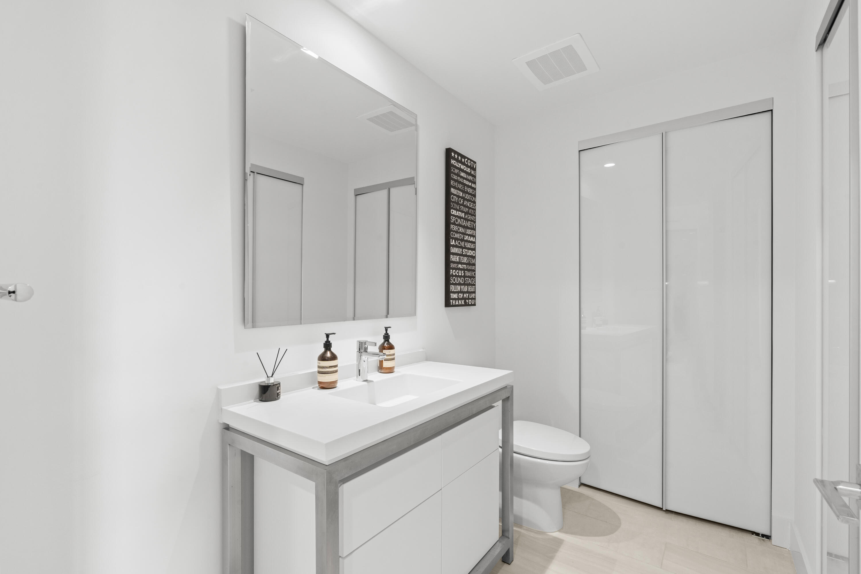 2000 Metropica #214, Sunrise FL 33323