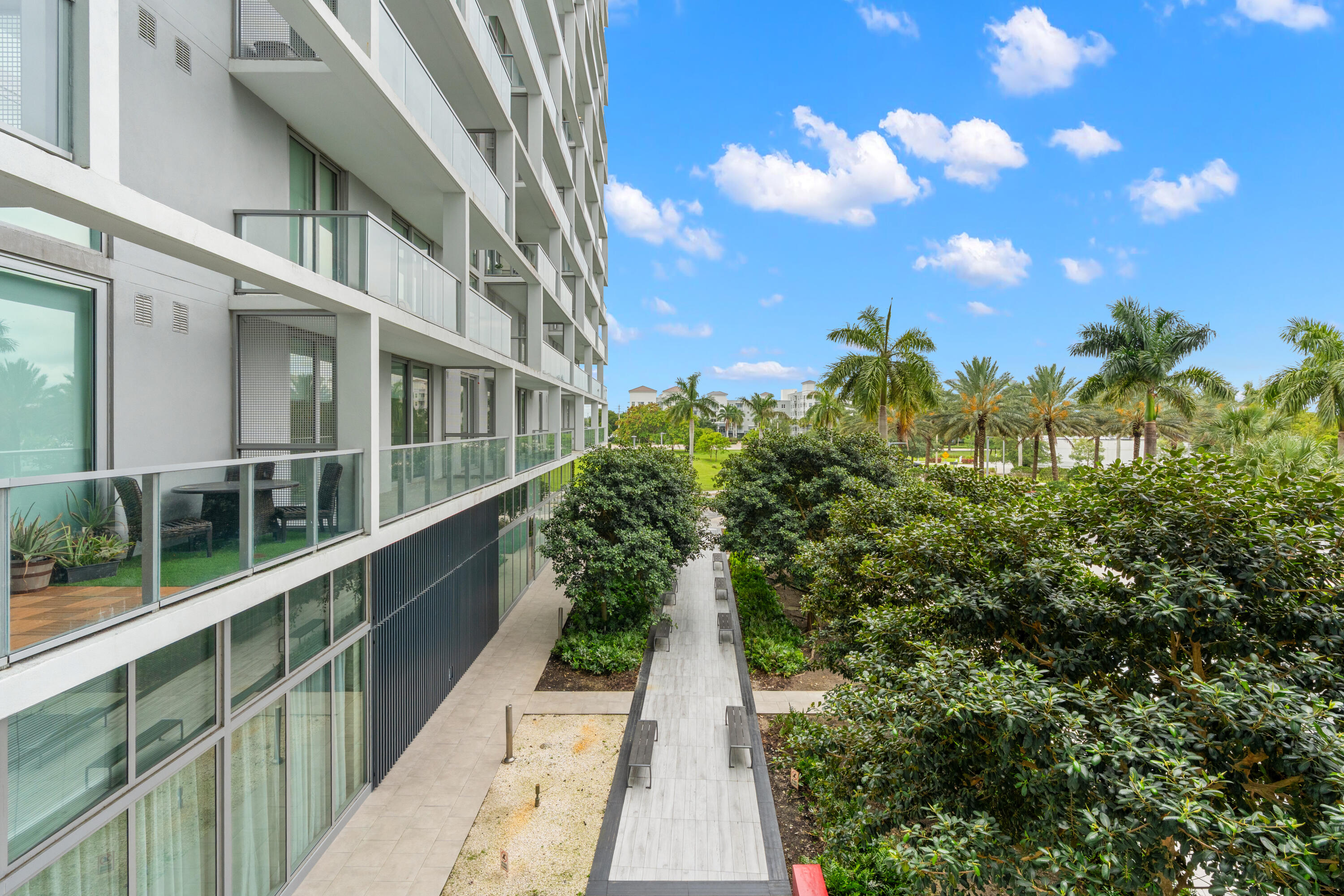 2000 Metropica #214, Sunrise FL 33323