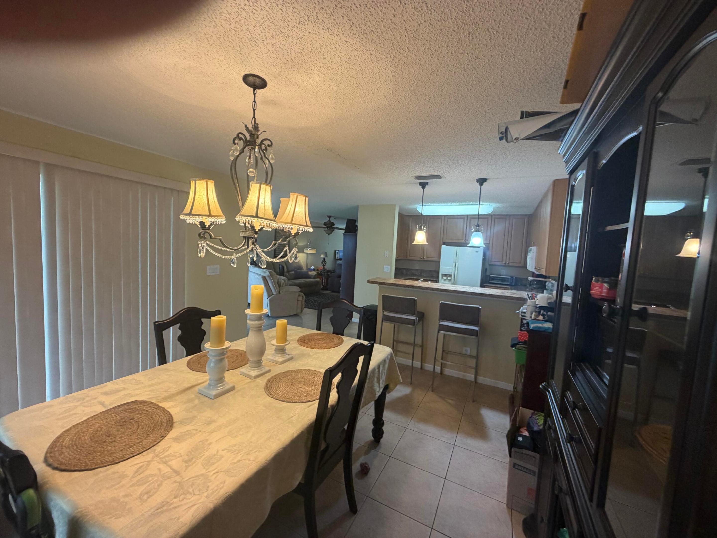 6718 Duval, West Palm Beach FL 33411