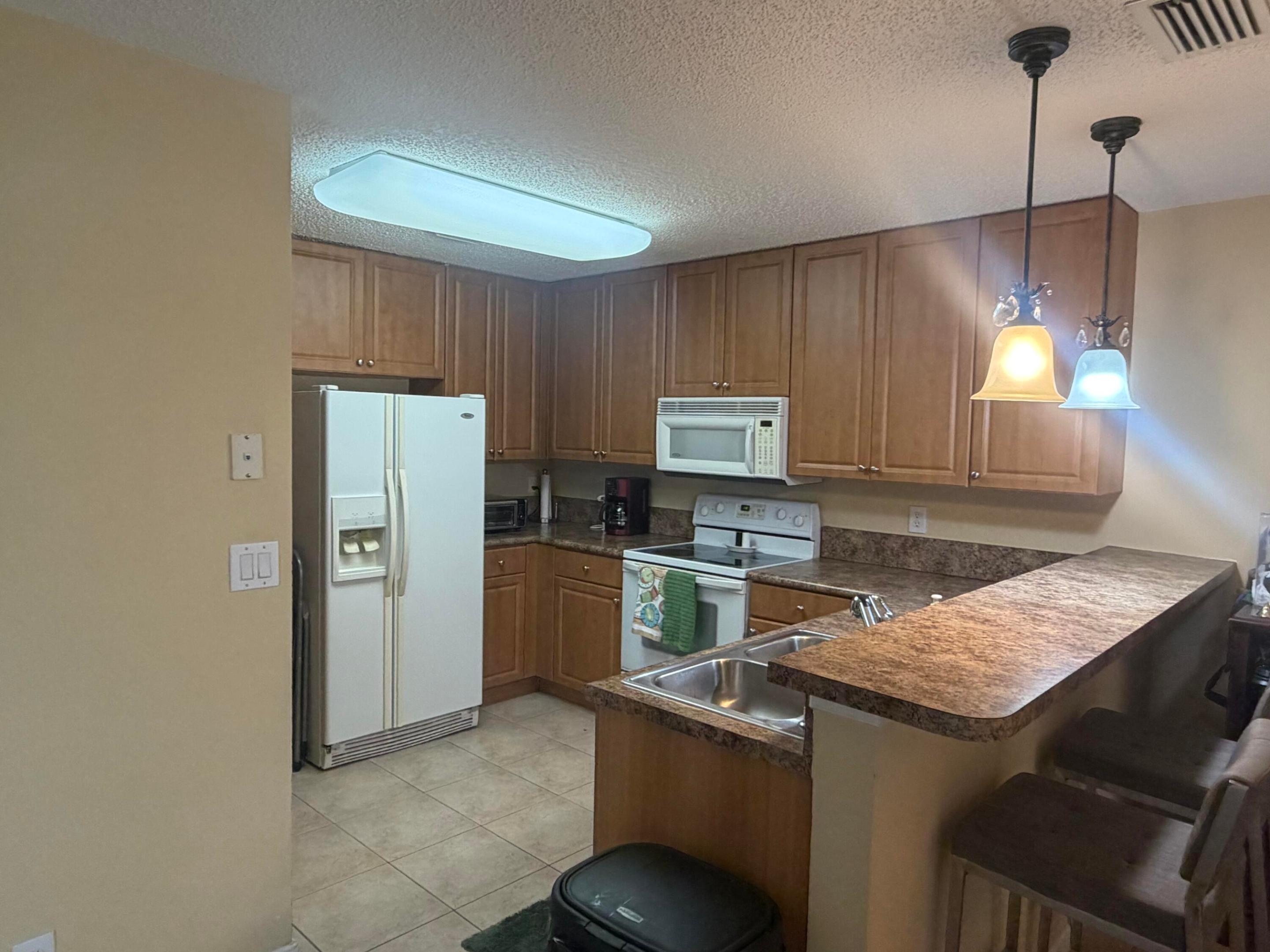 6718 Duval, West Palm Beach FL 33411
