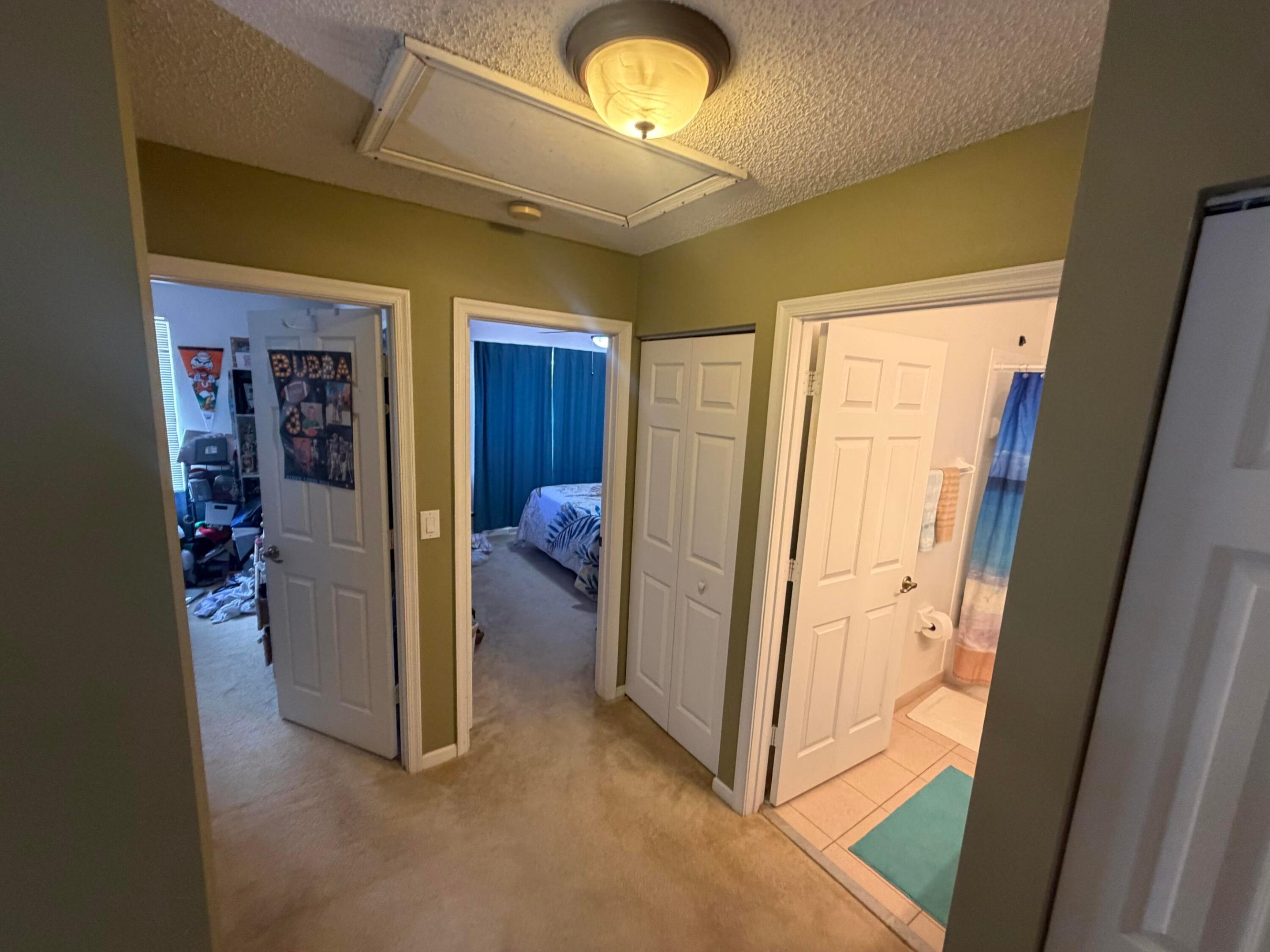 6718 Duval, West Palm Beach FL 33411