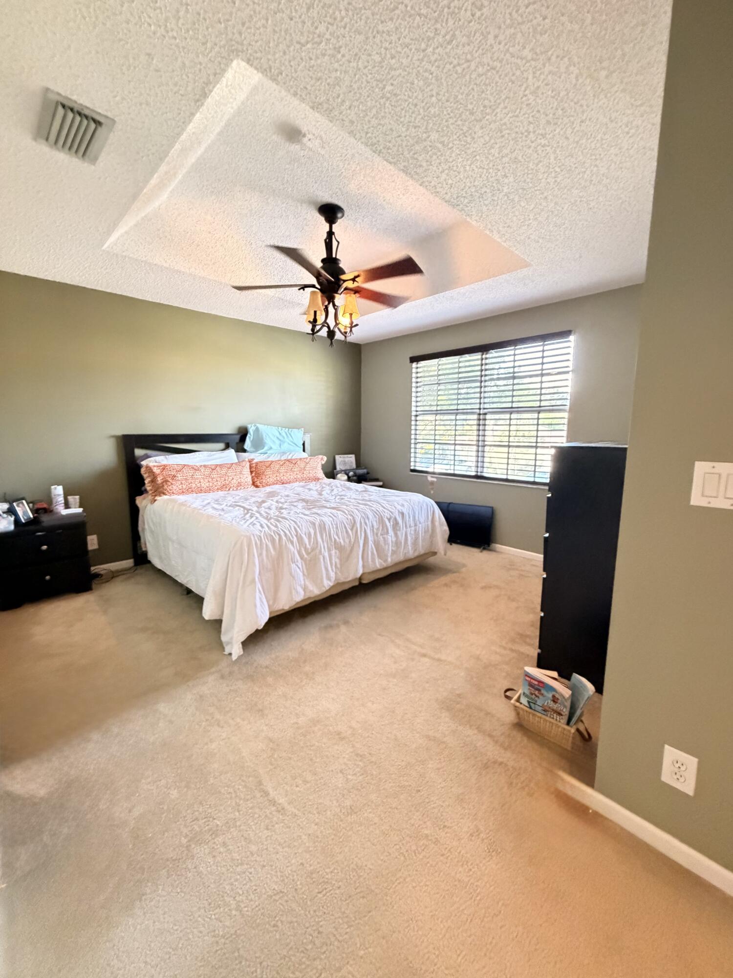 6718 Duval, West Palm Beach FL 33411