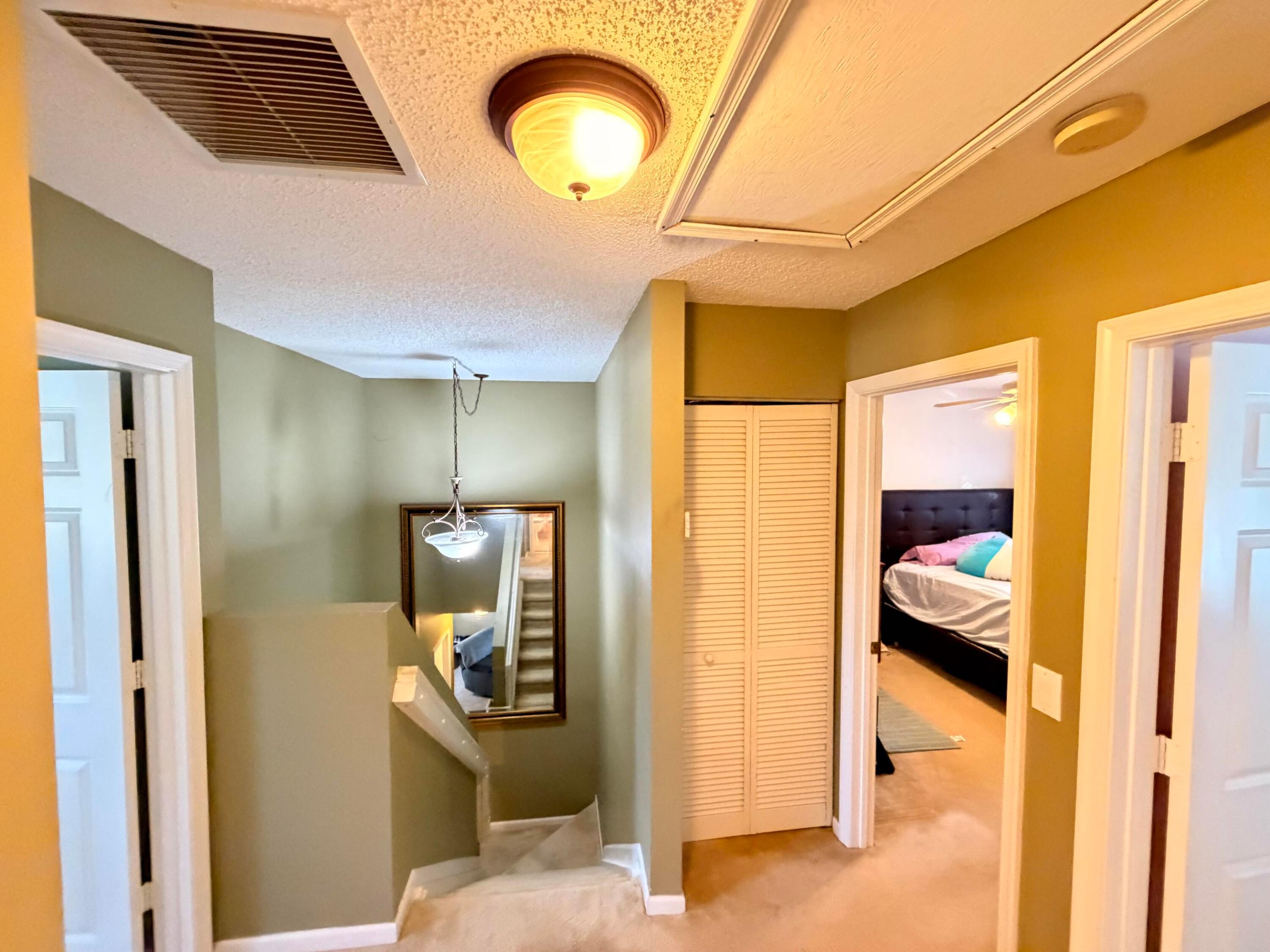 6718 Duval, West Palm Beach FL 33411