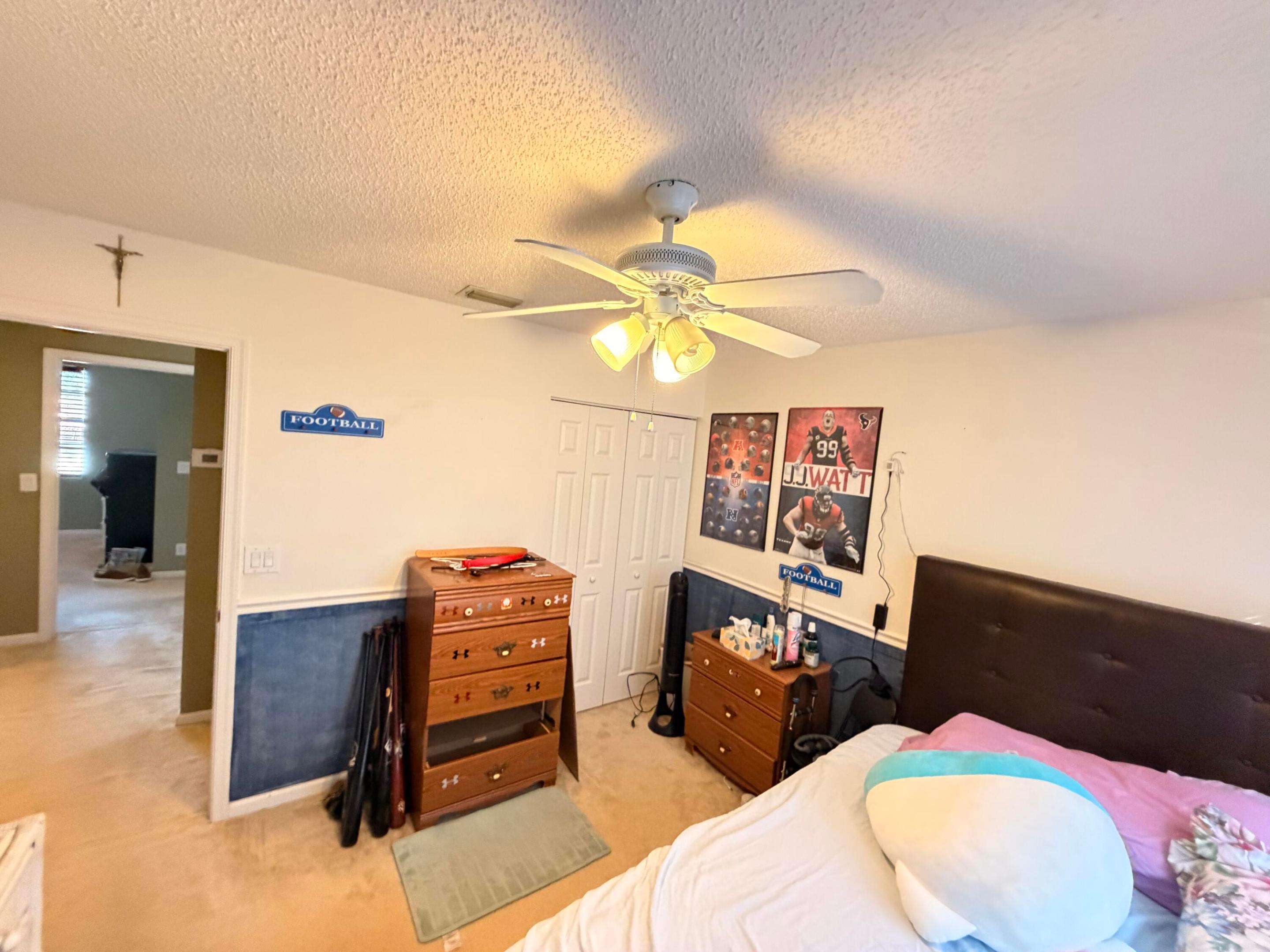 6718 Duval, West Palm Beach FL 33411