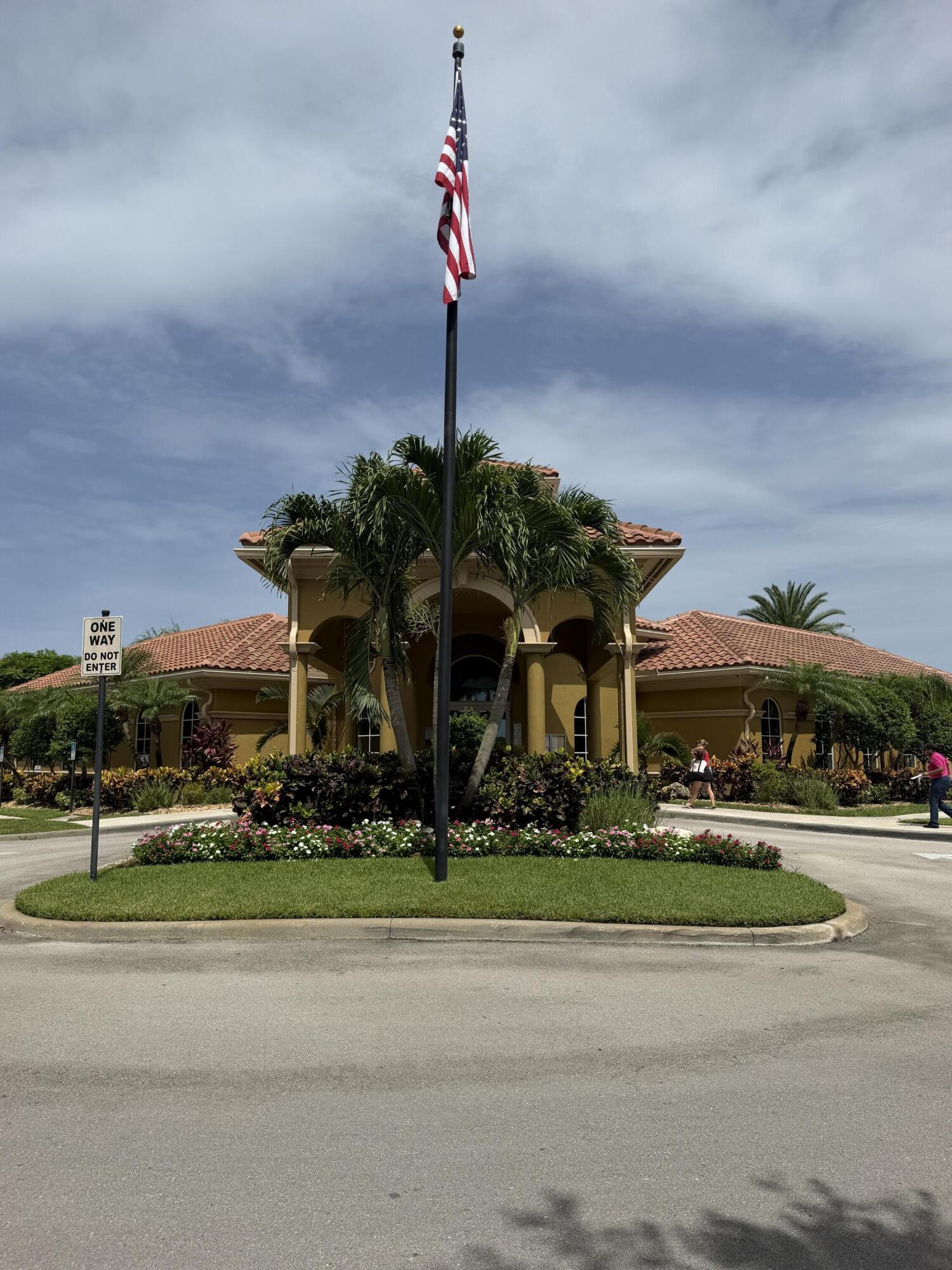 6718 Duval, West Palm Beach FL 33411