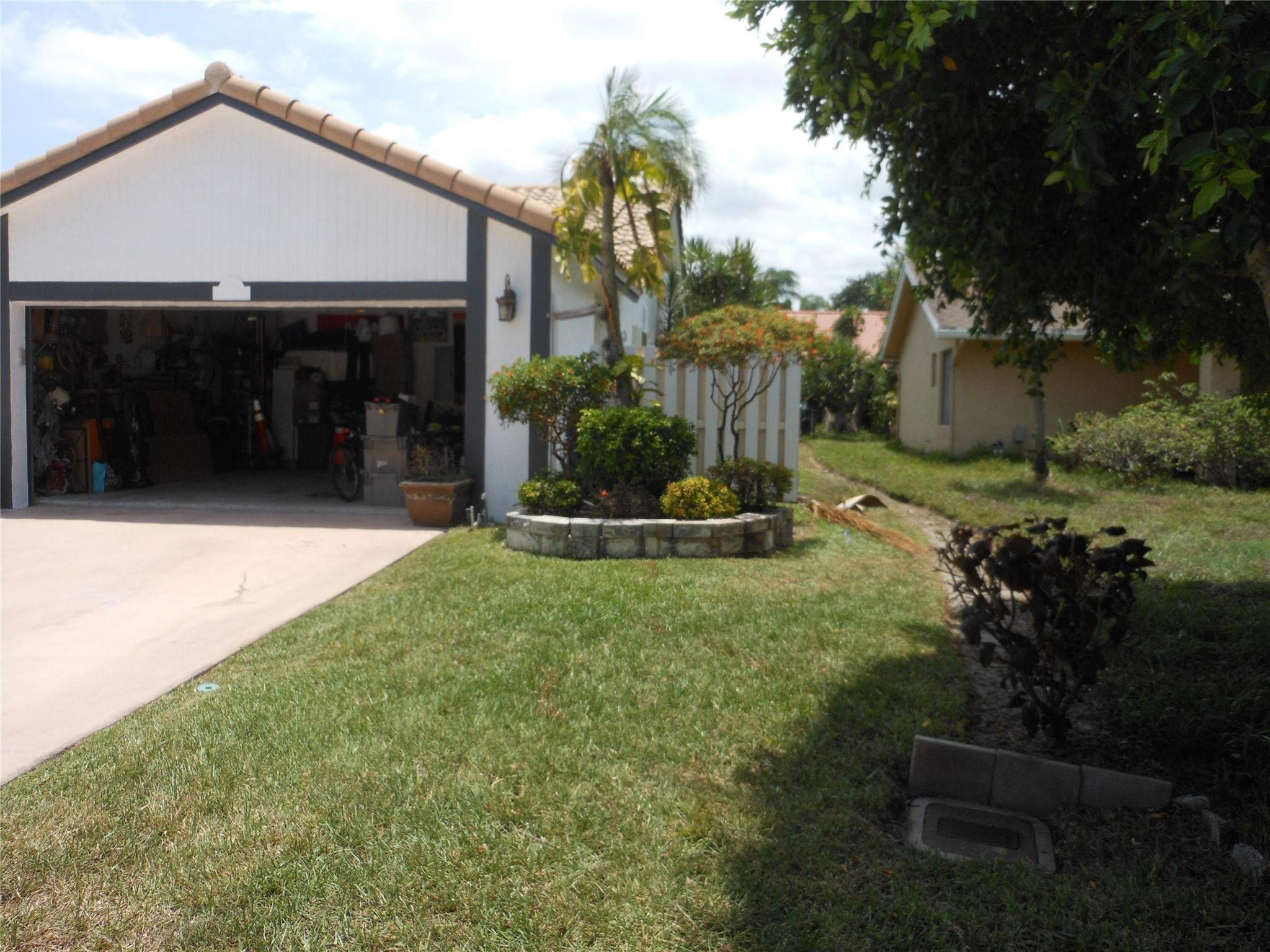 8706 NW 83rd, Tamarac FL 33321