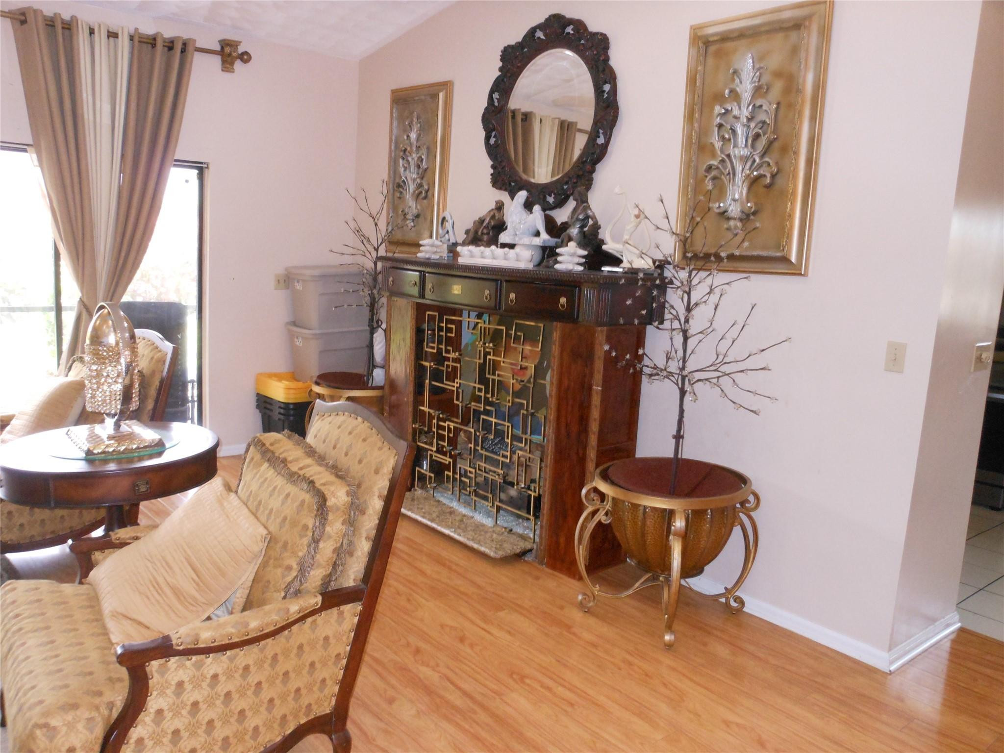 8706 NW 83rd, Tamarac FL 33321