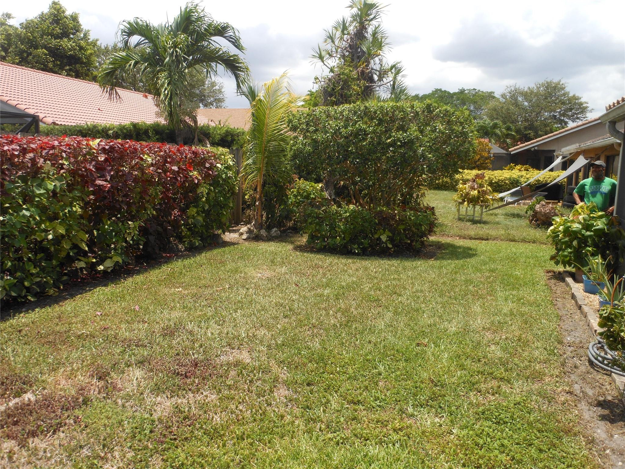 8706 NW 83rd, Tamarac FL 33321