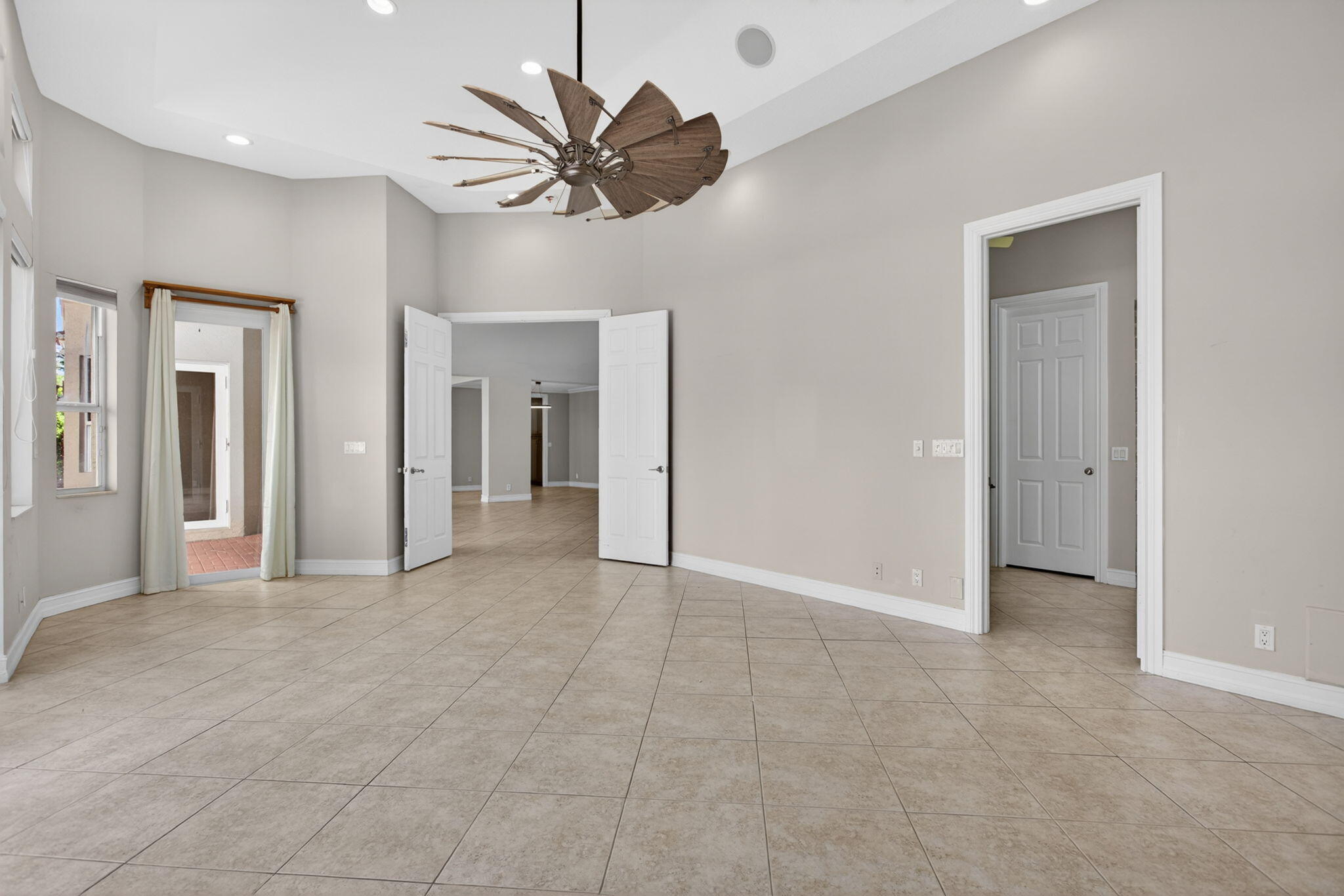 4901 NE 29th, Lighthouse Point FL 33064